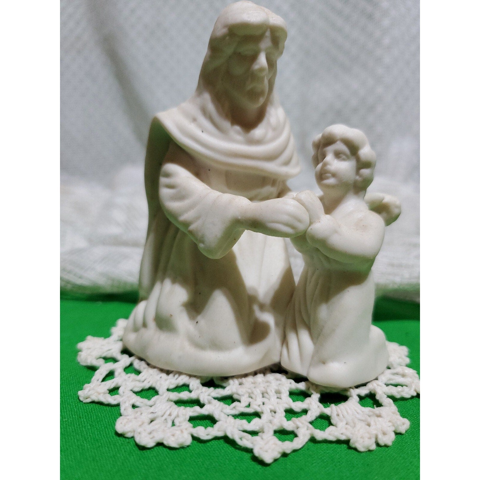 Porcelain Jesus Childs Prayer Figurine Kneeling Vintage