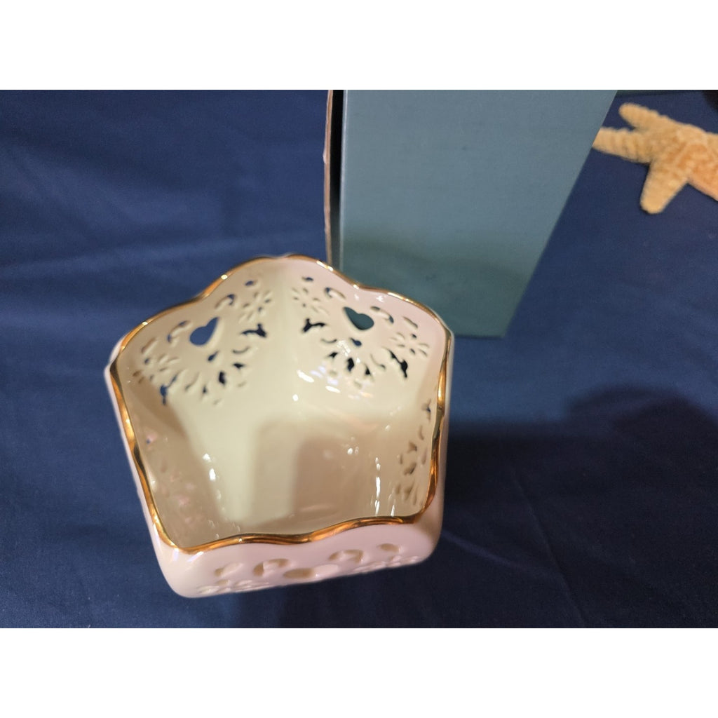 Lenox Eternal Heart Collection Hearts & Flowers Five Sided Bowl Gold Trim 6"