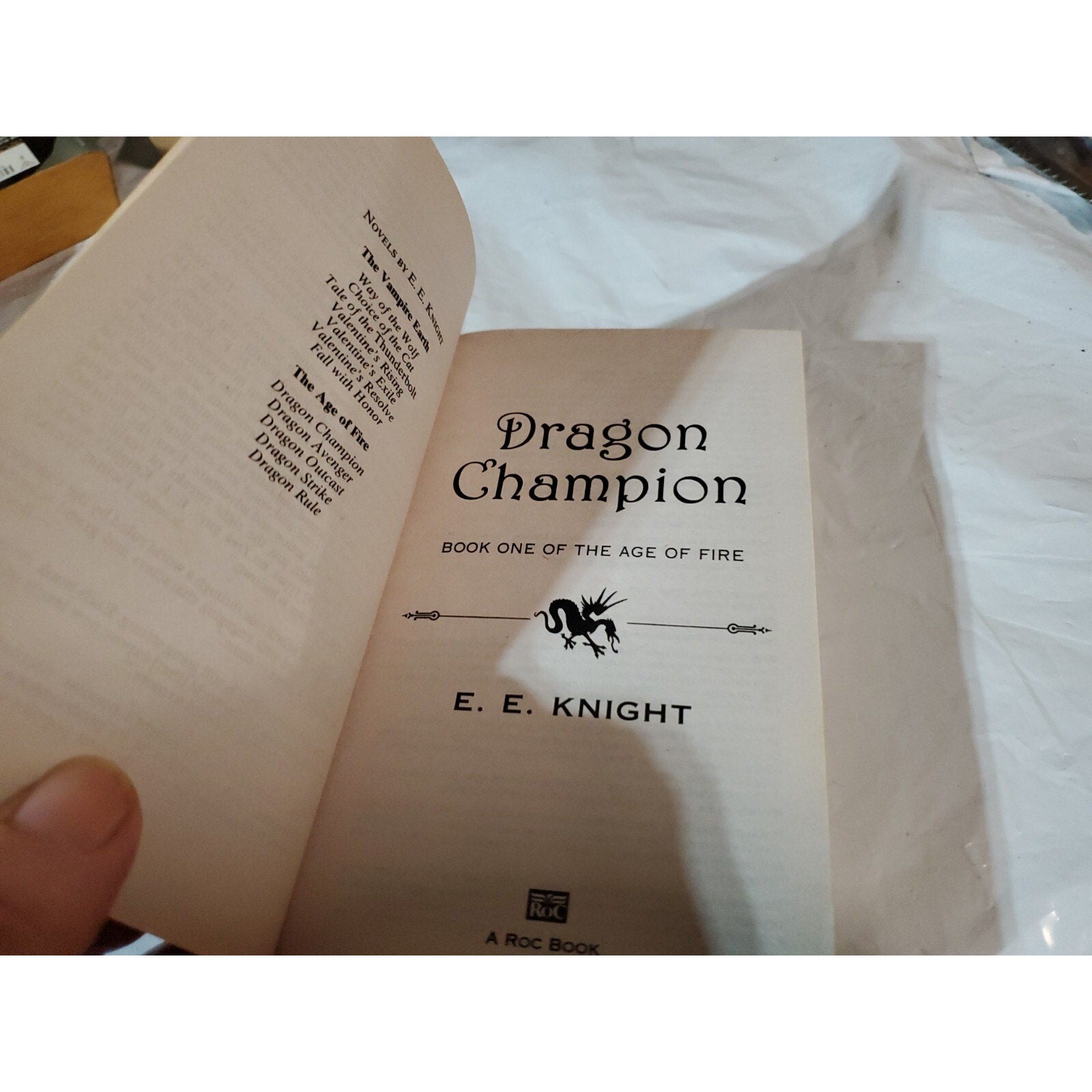 The Age of Fire Ser.: Dragon Champion by E. E. Knight (2010, UK- A Format...