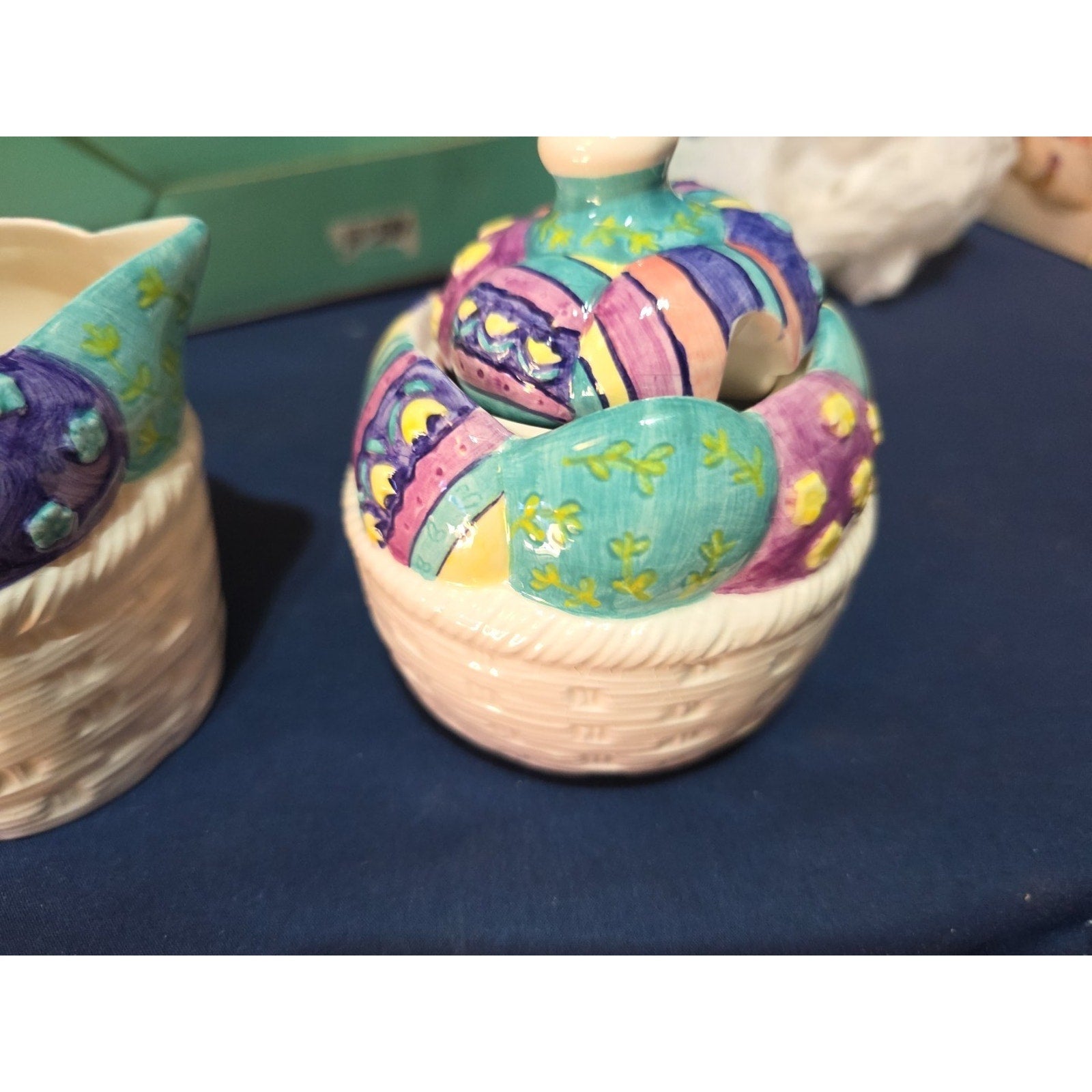 Vtg Spring Easter Sugar & Creamer Set of Two Easter Patade