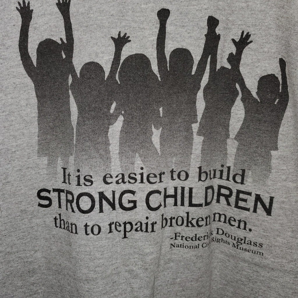 Build Strong Children T-Shirt Women's 2XL Life