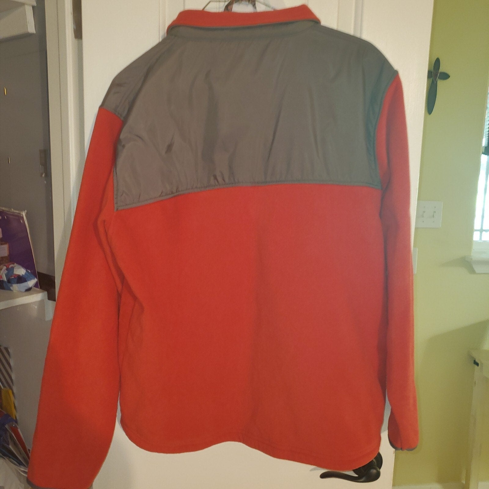VTG NFL Tampa Bay Buccaneers Full Zip Jacket Size Large 2 Inside stash pockets