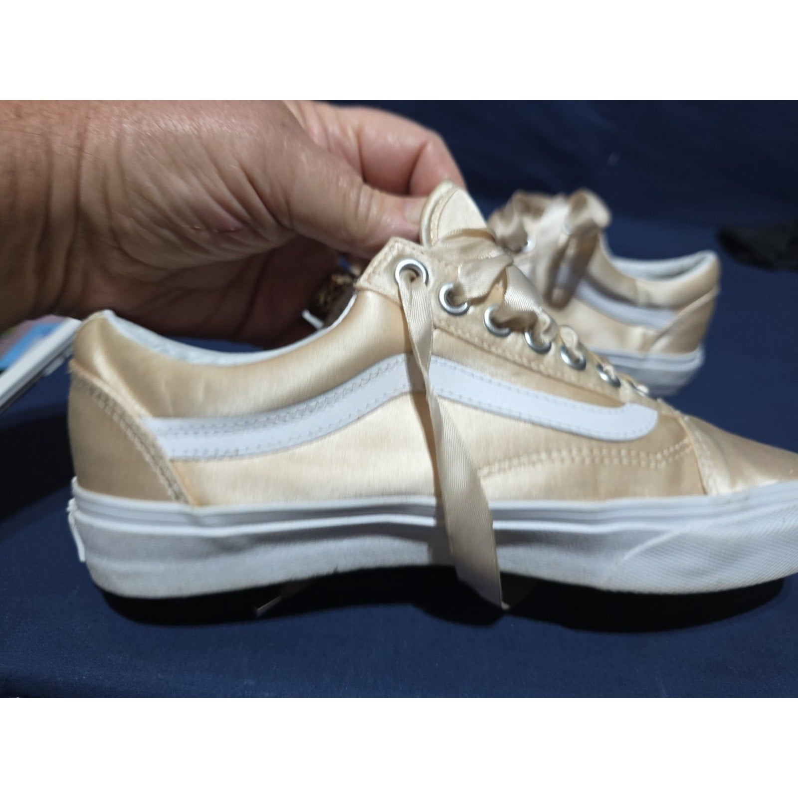 Vans Womens sz 8 Shoes Orange Peach Satin Skate Athletic Satin Lace Up Sneakers