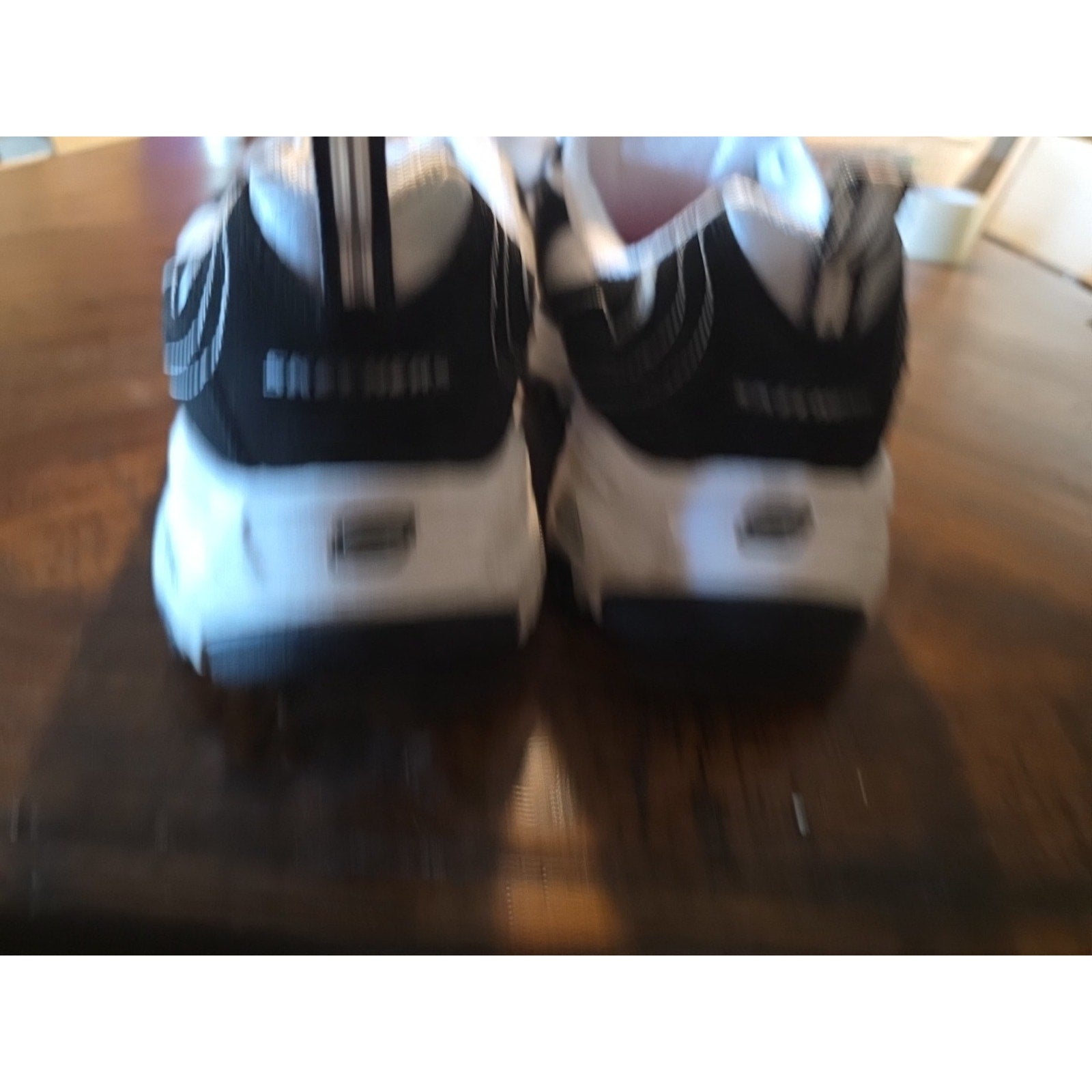 Sketchers D’lites Black And White Athletic Shoe US Women’s Size 11