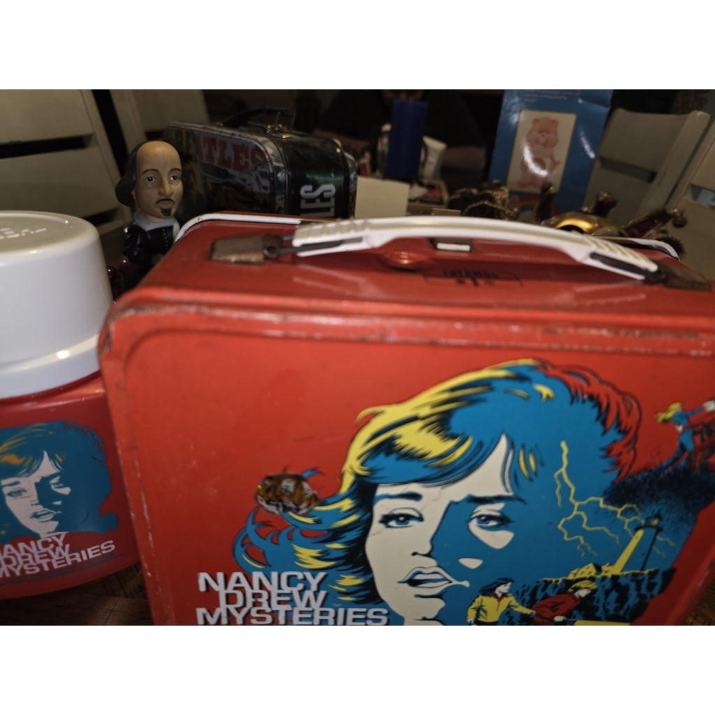Nancy Drew Mysteries Metal Lunchbox & Thermos Set 1977 Universal City Studios