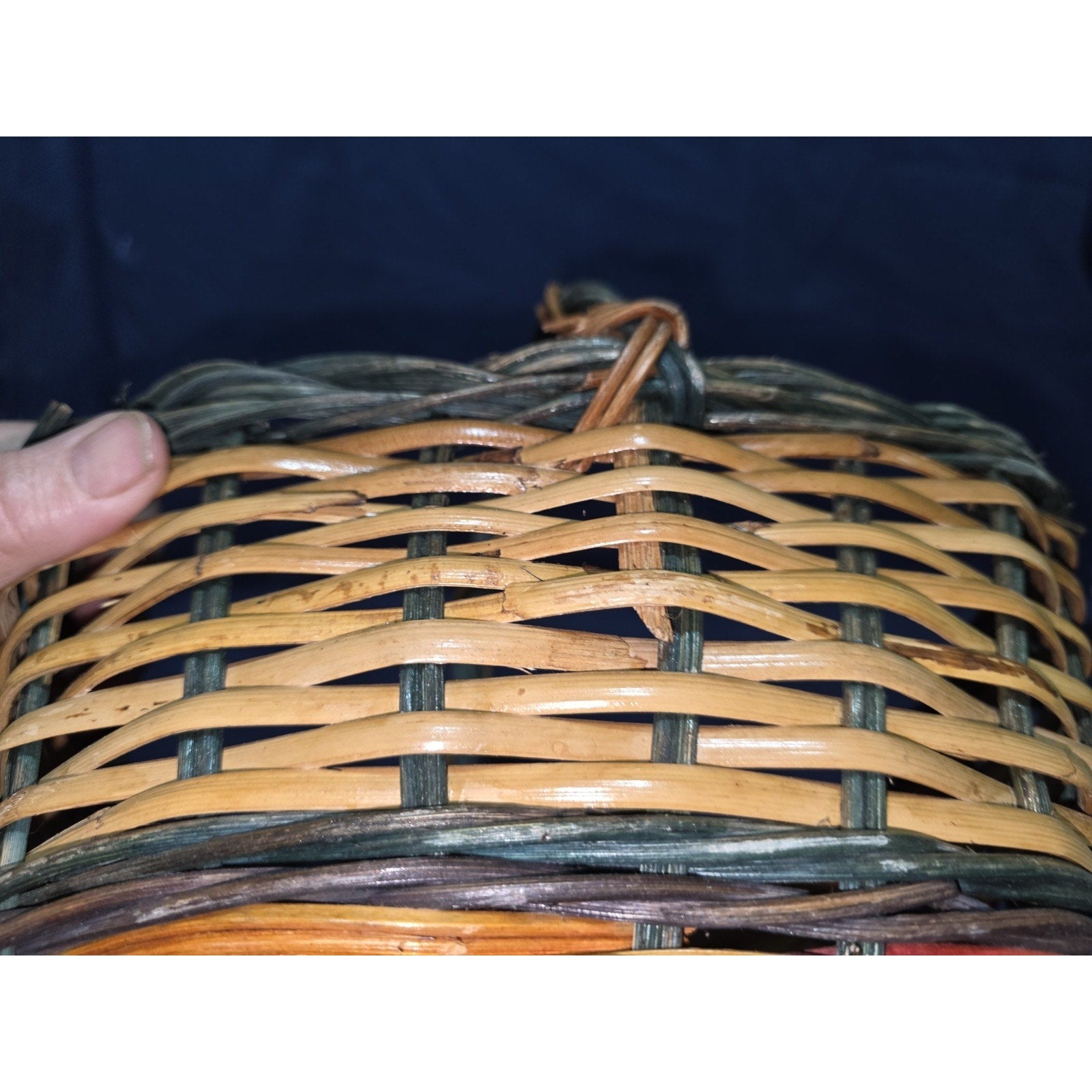 Vtg Natural Woven Fall Thanksgiving Basket - Bamboo Wicker Rattan 11 x 9 x 6