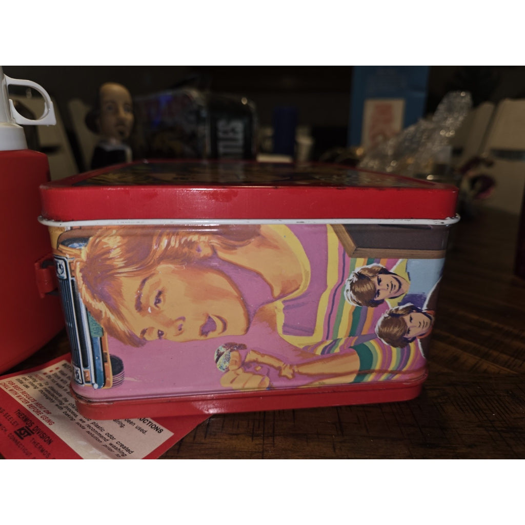 VINTAGE HARDY BOYS LUNCHBOX AND THERMOS