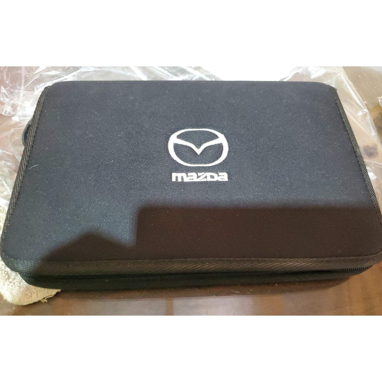 2001 Mazda MPV owners manual W/Case