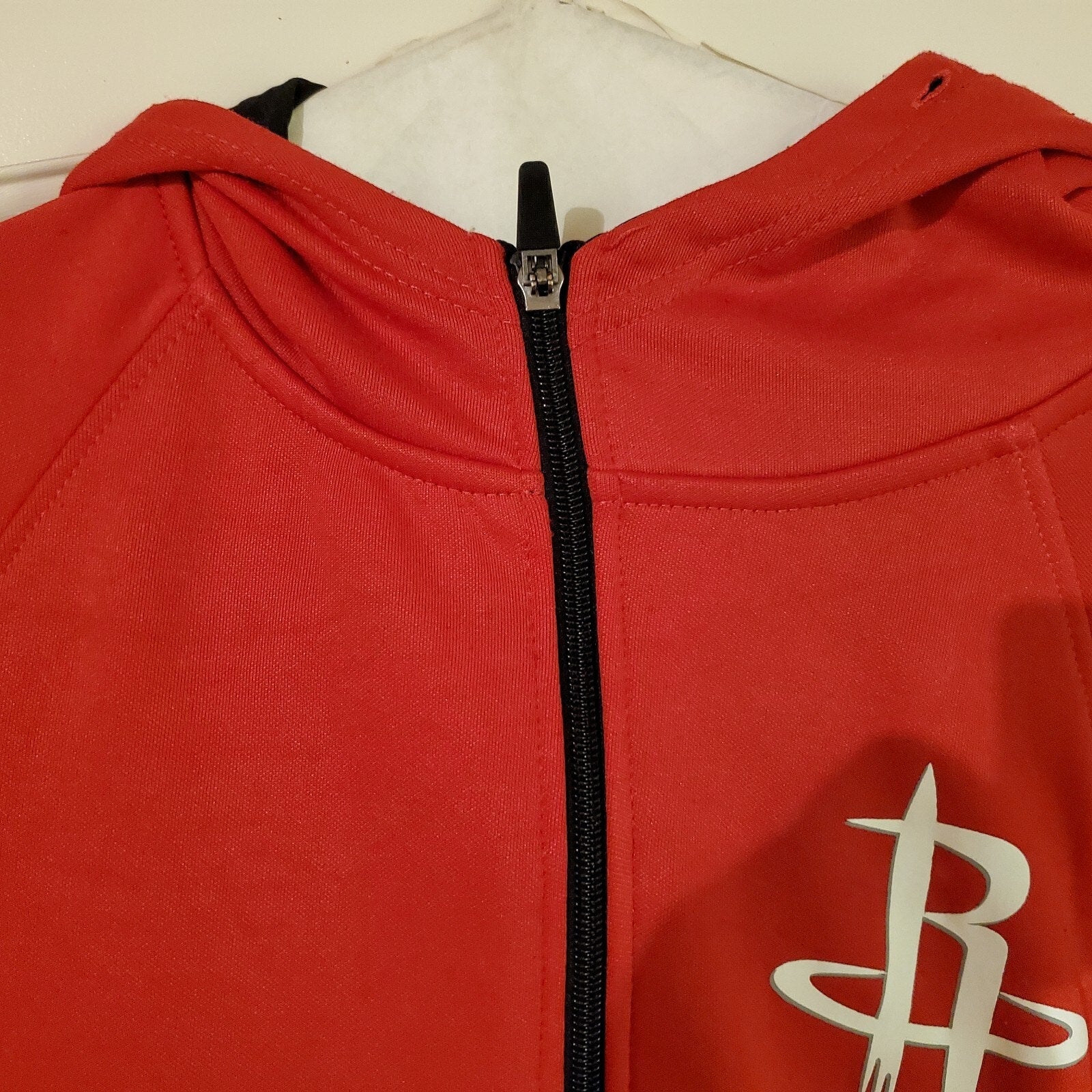 Houston Rockets Basketball Men's NBA Zip Up Hoodie Sweatshirt Warm Up small Red, pull string missing at hoodie