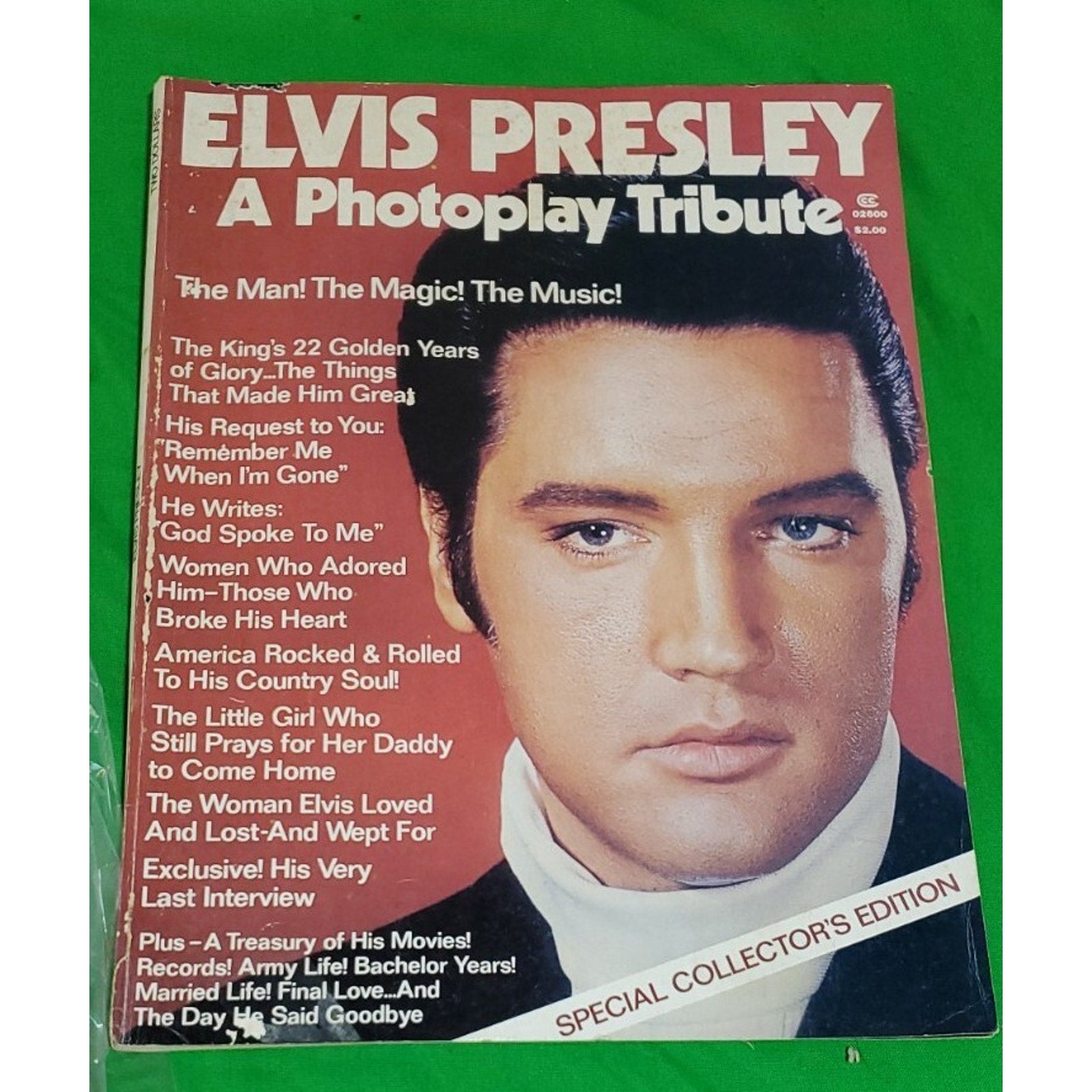 Vintage 1977 Magazine ELVIS PRESLEY A Photoplay Tribute Special Collector’s Ed.