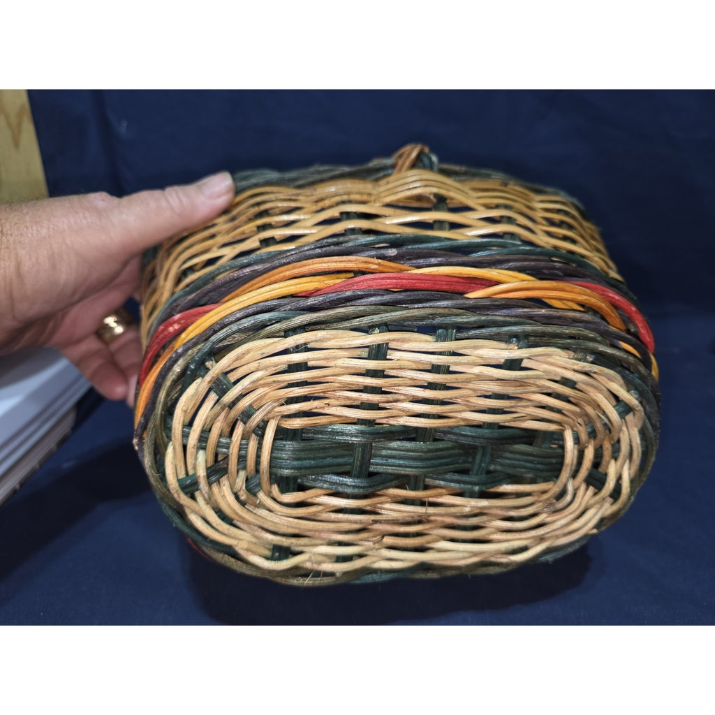 Vtg Natural Woven Fall Thanksgiving Basket - Bamboo Wicker Rattan 11 x 9 x 6