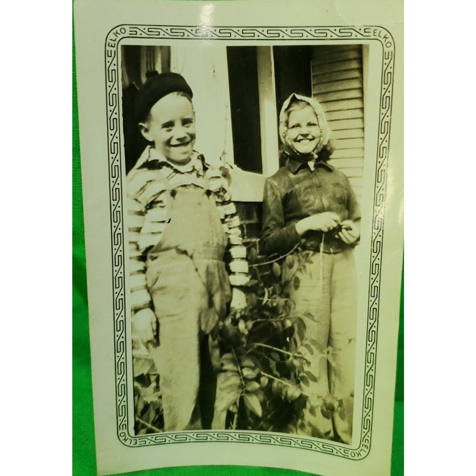 Antique 1920's Photograph Boy & Girlk Children Overalls In Yard 5.25x 3.25