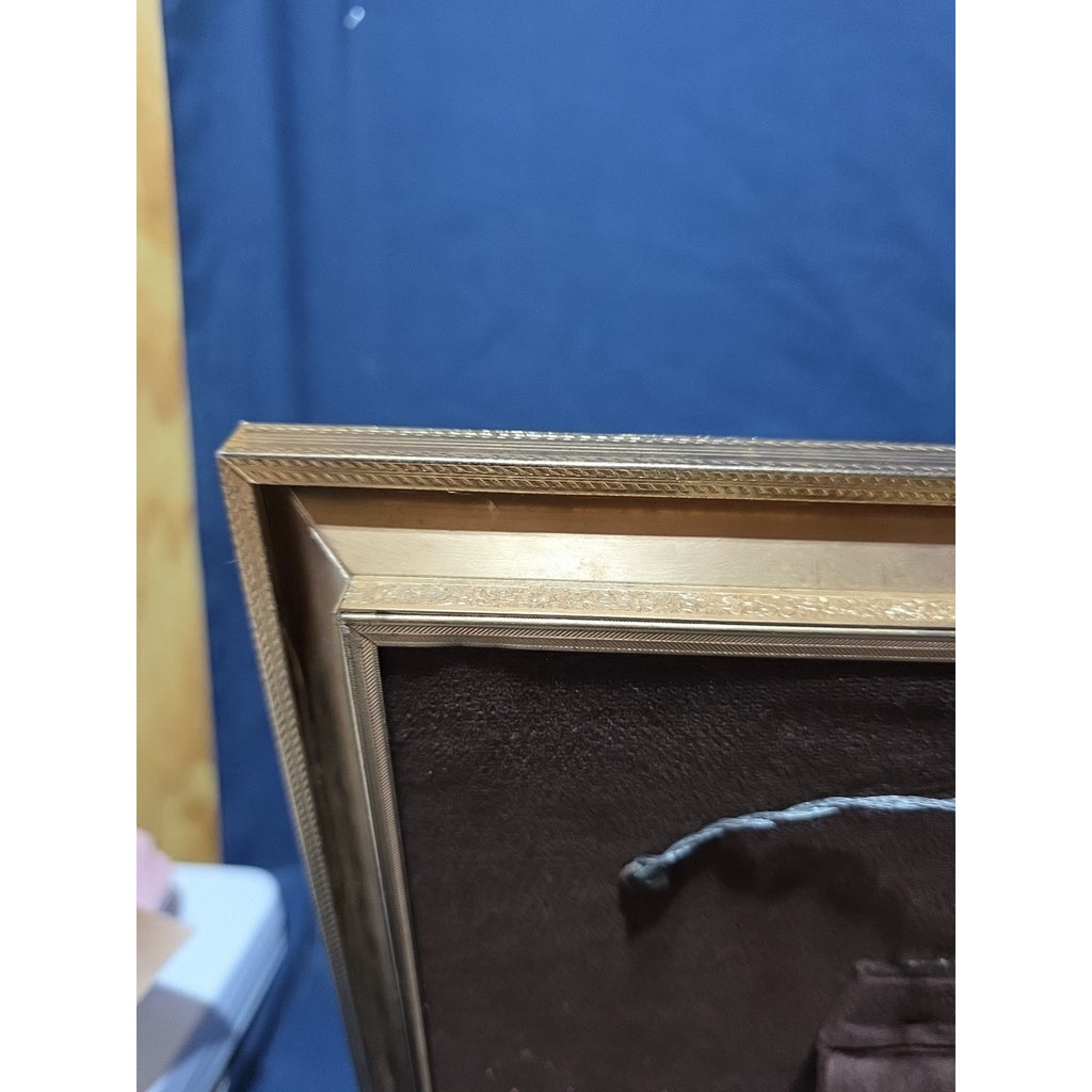 Vtg 11x14 Gold Tone Ornate Picture Frame Embossed Floral With Photo Bushmiller