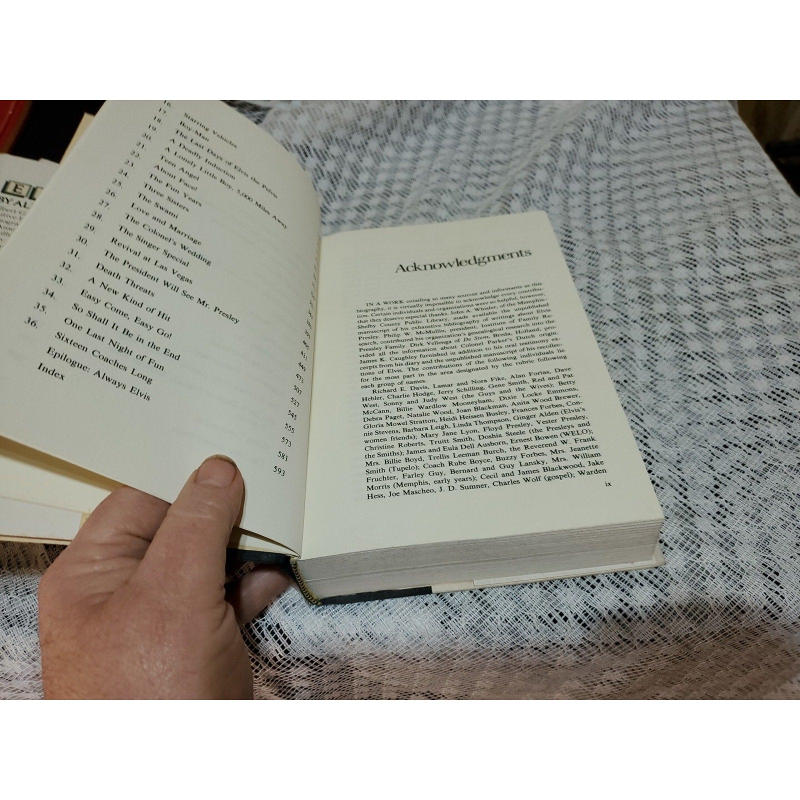 Vintage Elvis Presley Hardcover Book Biography Albert Goldman 1981 The King