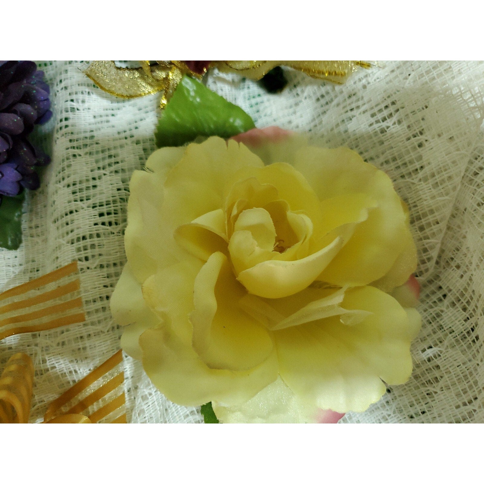 Lot of 4 Vintage Corsage Wedding Prom Gold yellow red purple Rose Corsage parts