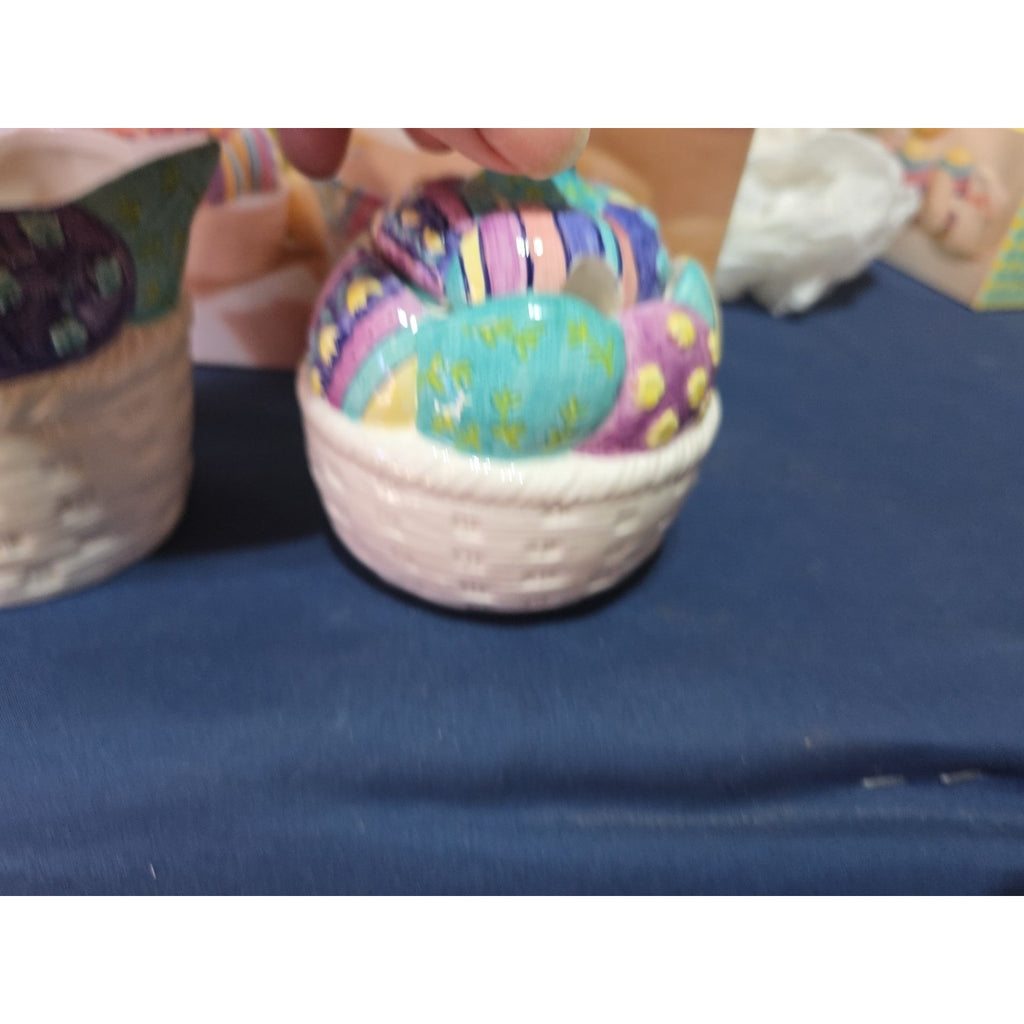 Vtg Spring Easter Sugar & Creamer Set of Two Easter Patade