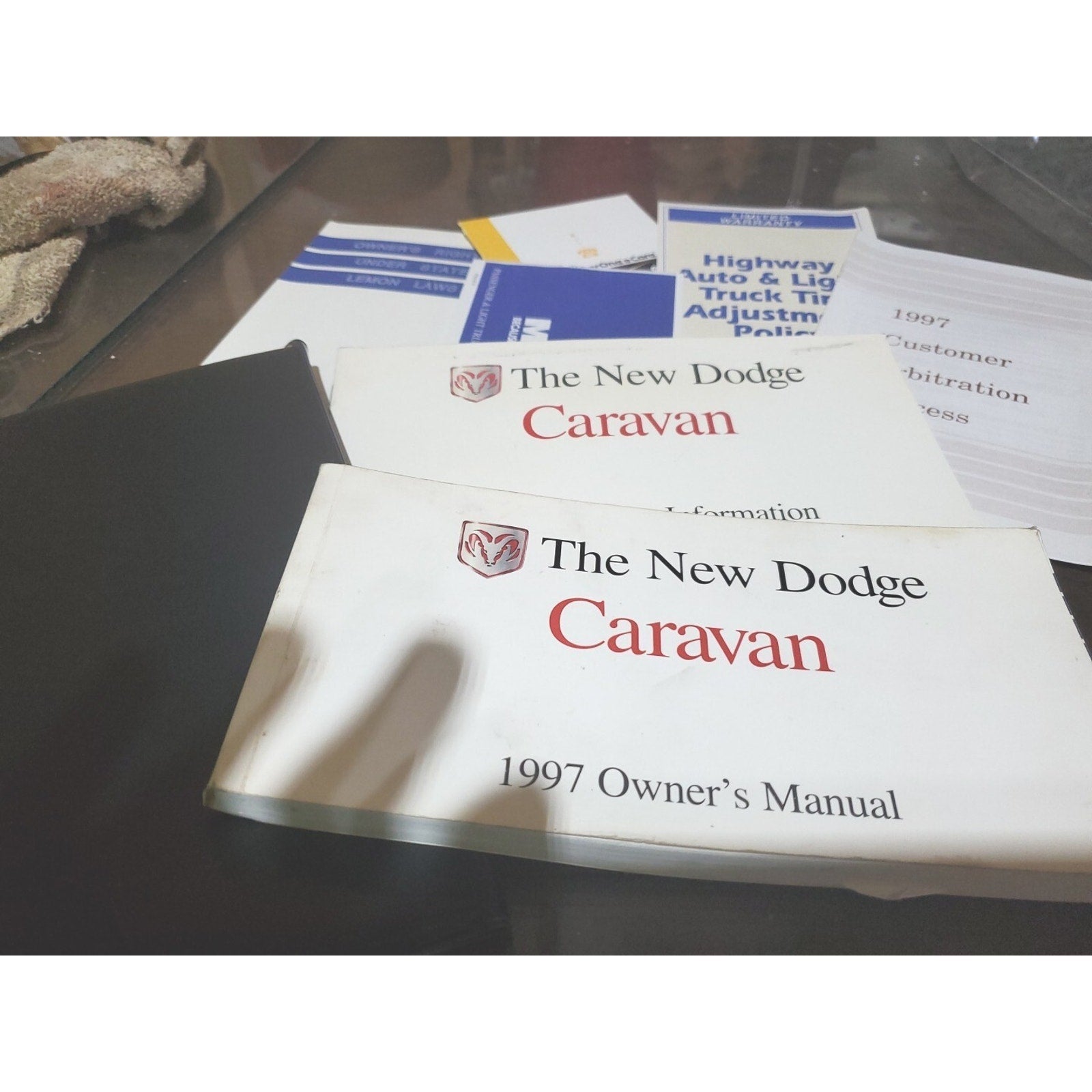 1997 Dodge CARAVAN W/CASE Owners Operators Manual OEM