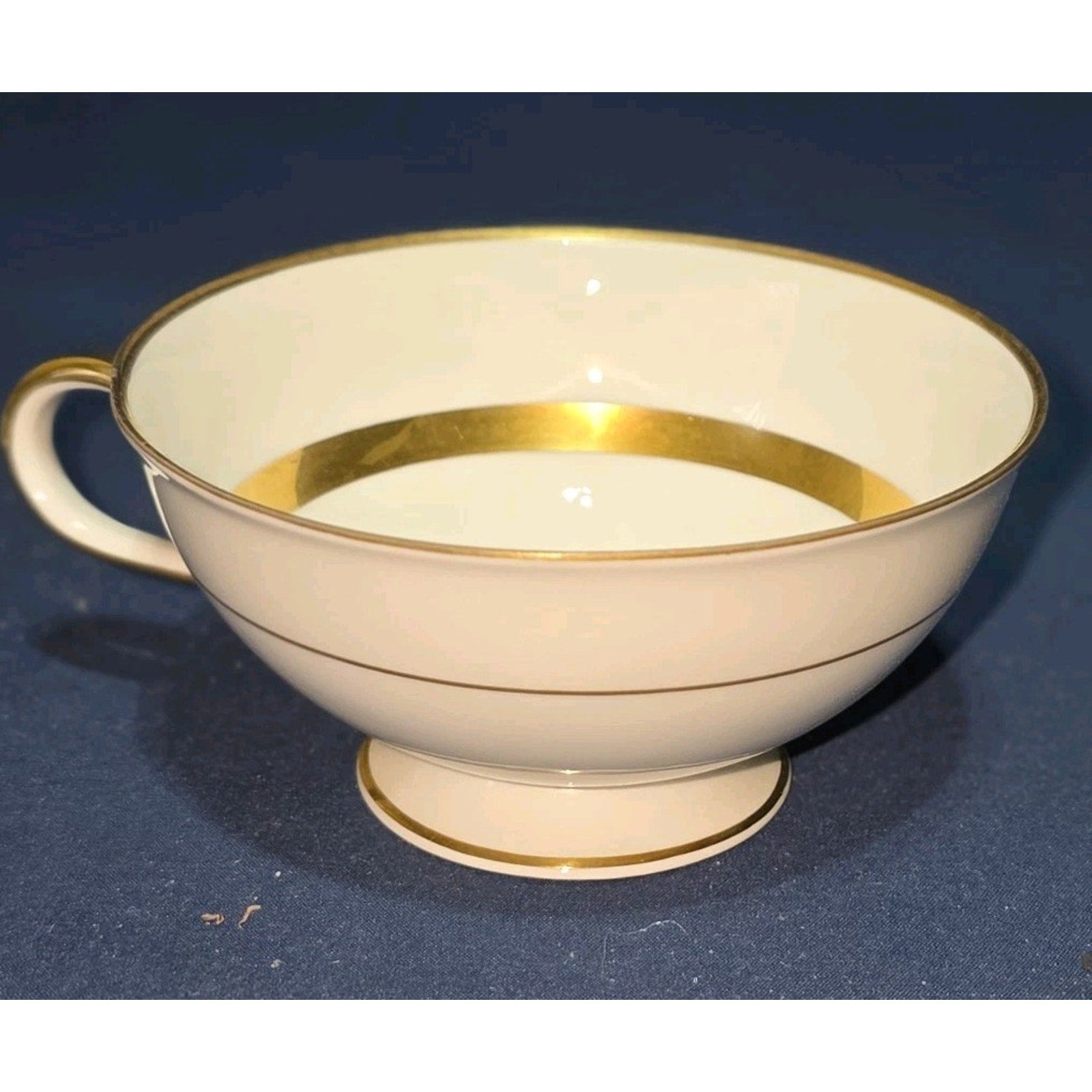 Hutschenreuther Selb Bavaria Germany Cups W/ Gold Trim and Rim