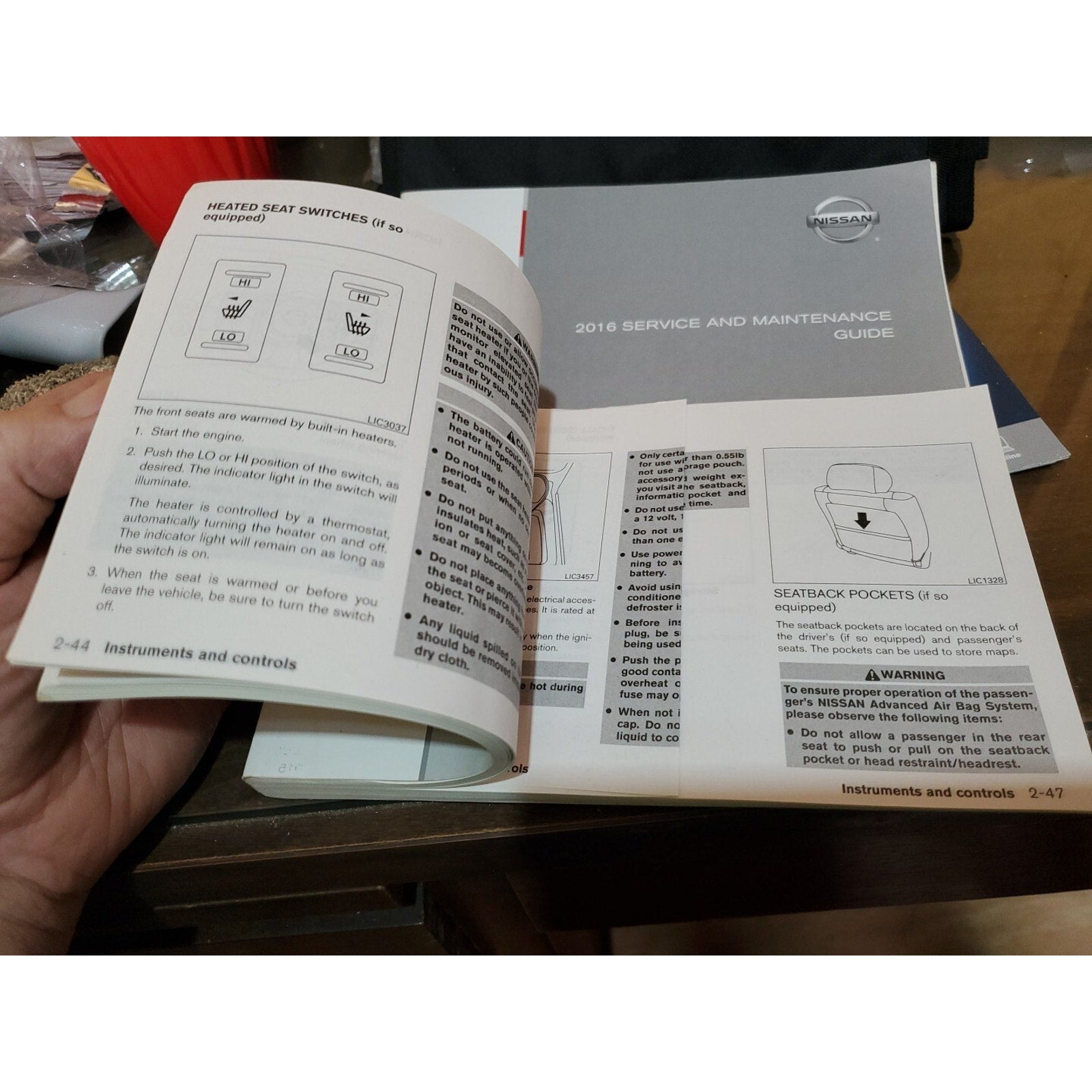 2016 Nissan Sentra Owner's Manual With Case
