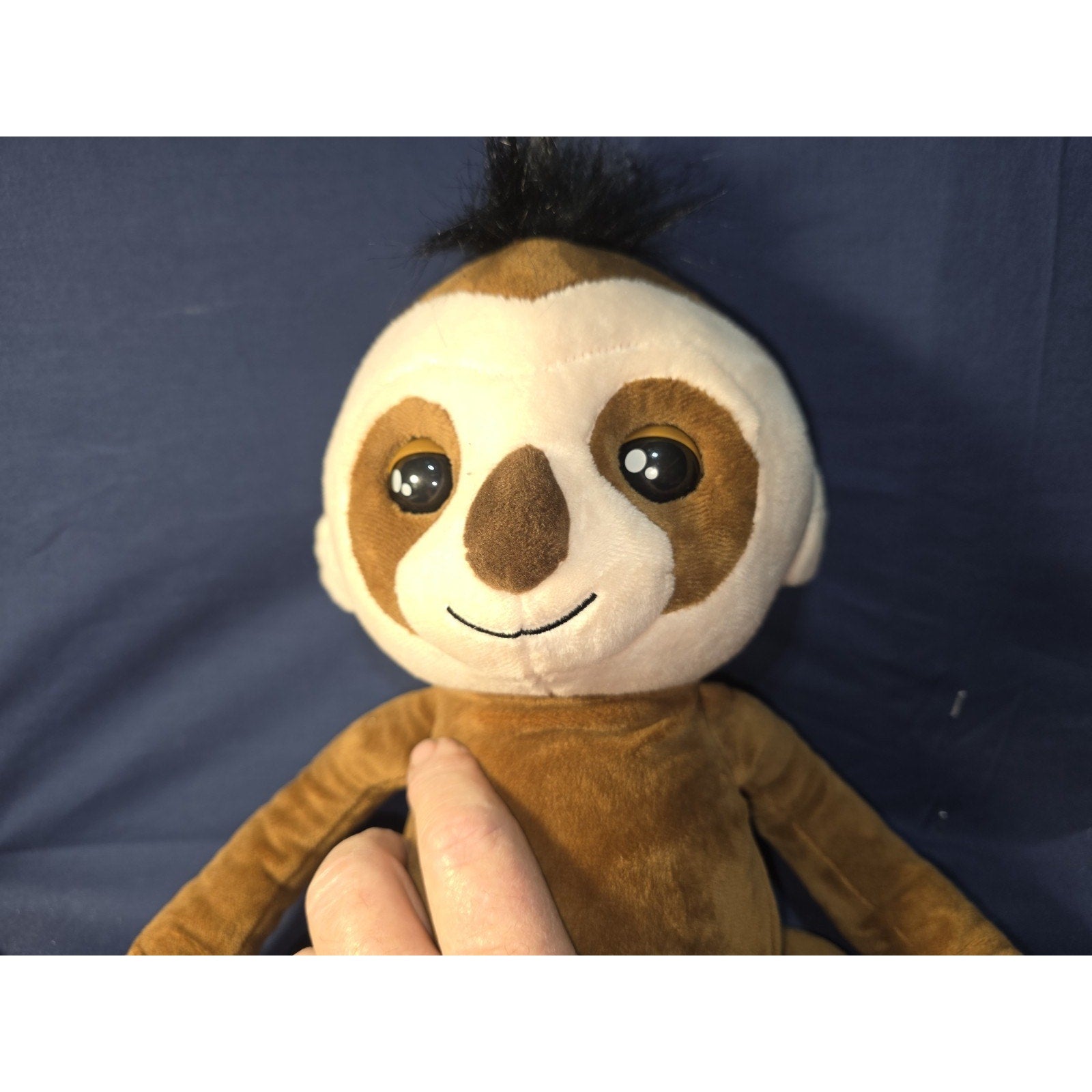Fingerlings HUGS Interactive 2018 by WOWWEE Brown PLUSH BABY SLOTH Free Ship