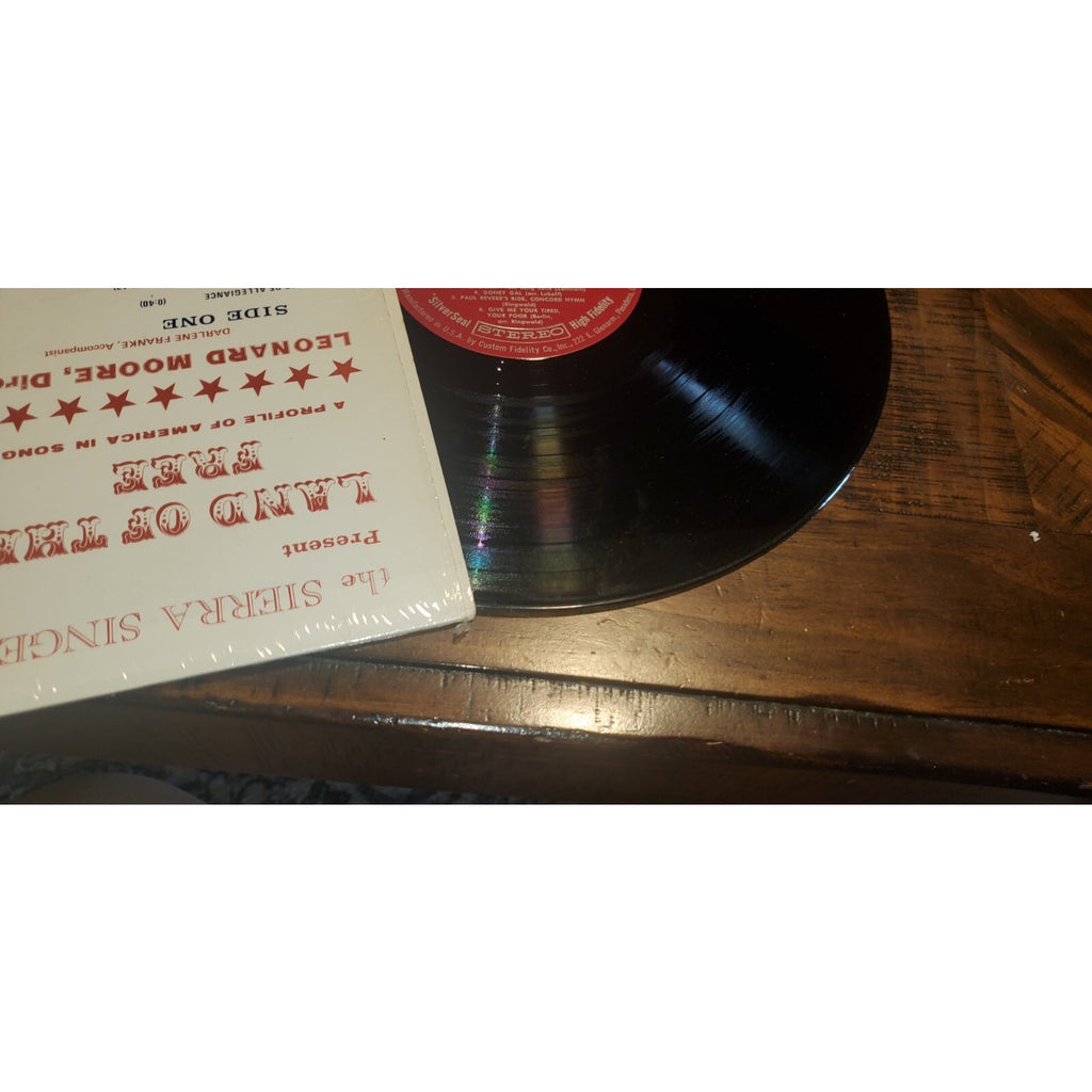 Vintage Sierra Singers Present LAND OF THE FREE AMERICA IN SONG VINYL LP