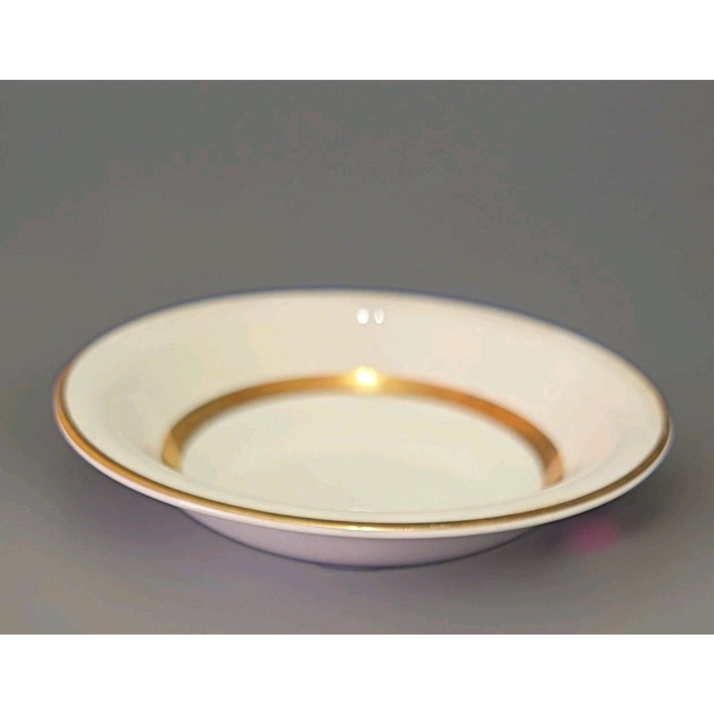 Hutschenreuther Selb Bavaria Berry Bowl 5.25” Gold Trim And Rim