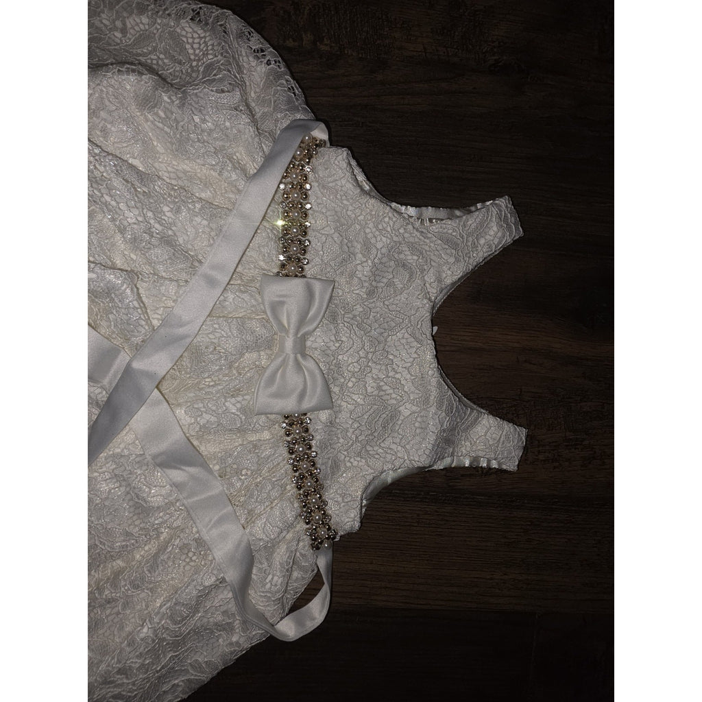 American Princess Dress Sz 24M Exc cond Ivory Gold, Pearl, Silver Rhinestones
