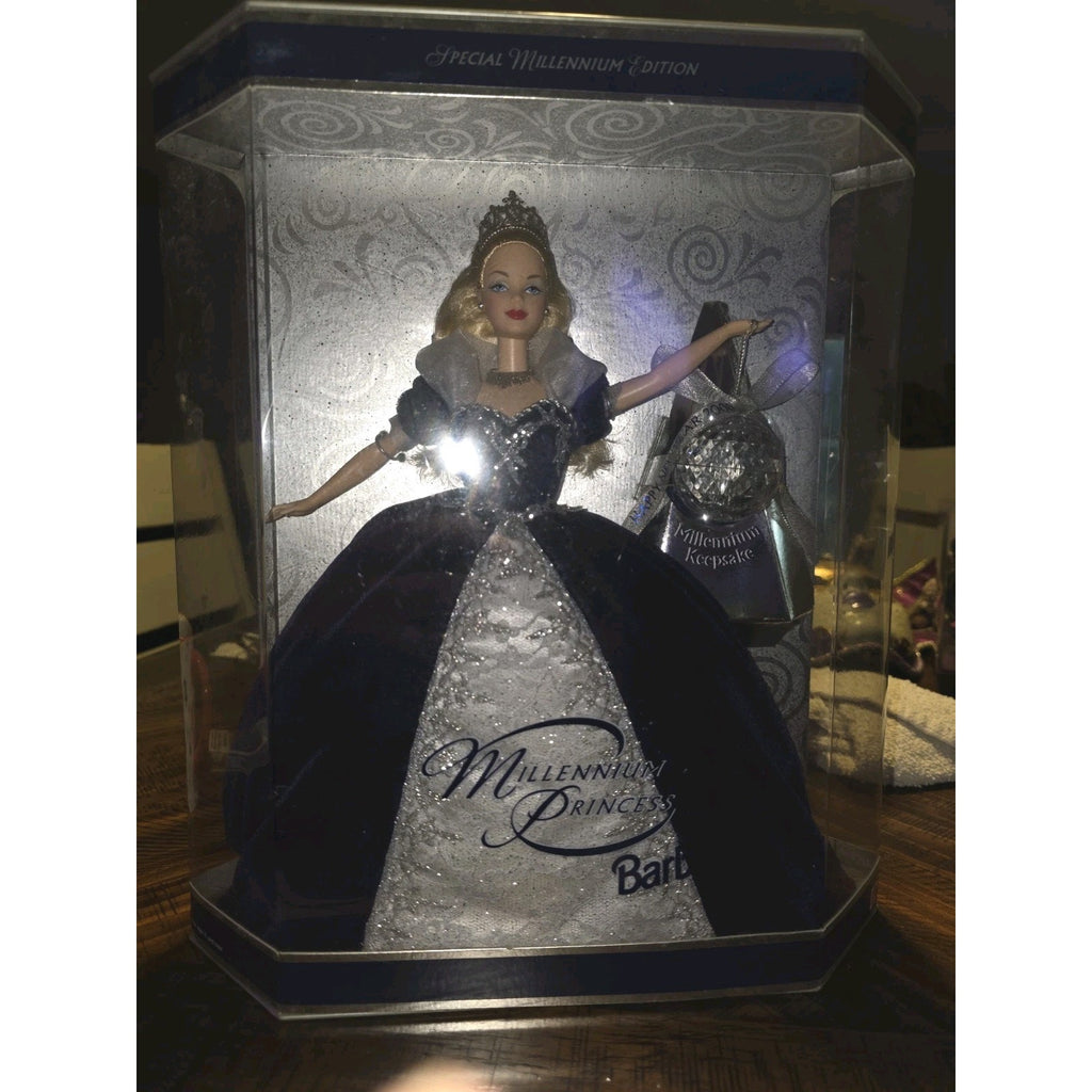 Millennium Princess Barbie Doll Holiday Special Edition 1999 Mattel 24154 New