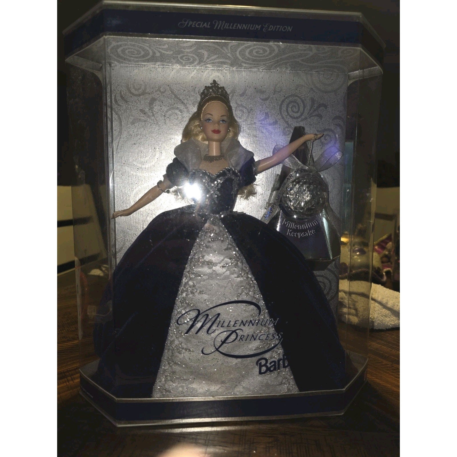 Millennium Princess Barbie Doll Holiday Special Edition 1999 Mattel 24154 New