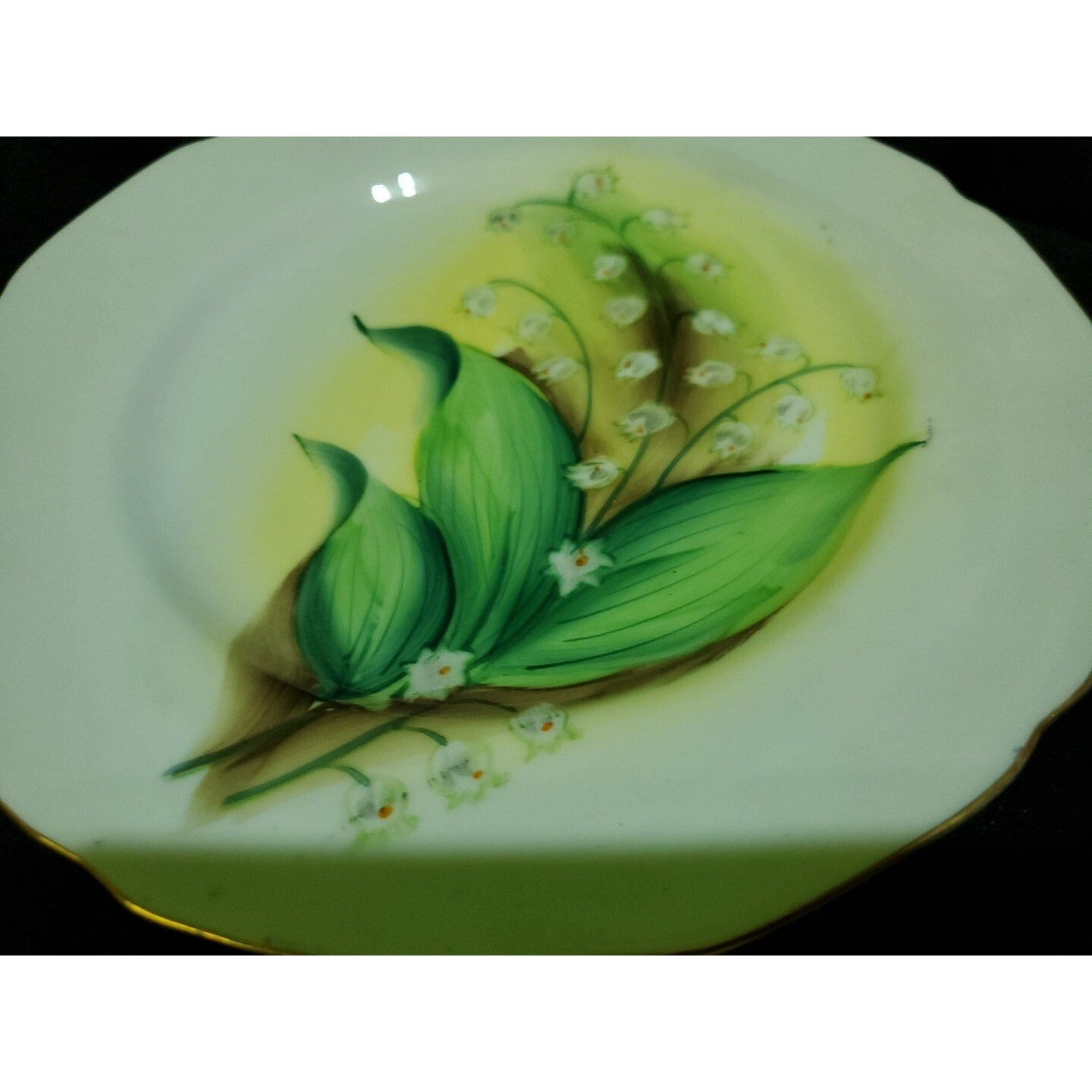 Vintage Hand Painted Norcrest 7.25" " Yellow Green Flowers Gold Trim Japan.