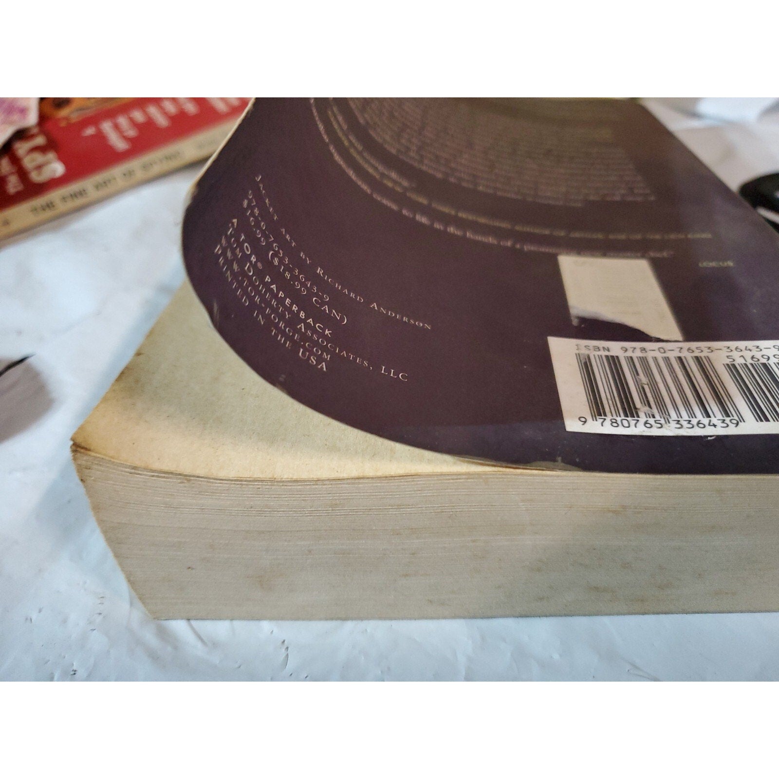 Chronicle of the Unhewn Throne Ser.: The Emperor's Blades : Chronicle of the...