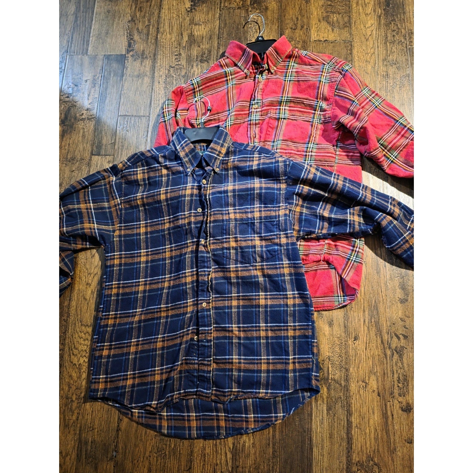 Lot of 2 American Eagle Super Plaid Button Down Flannel Size M