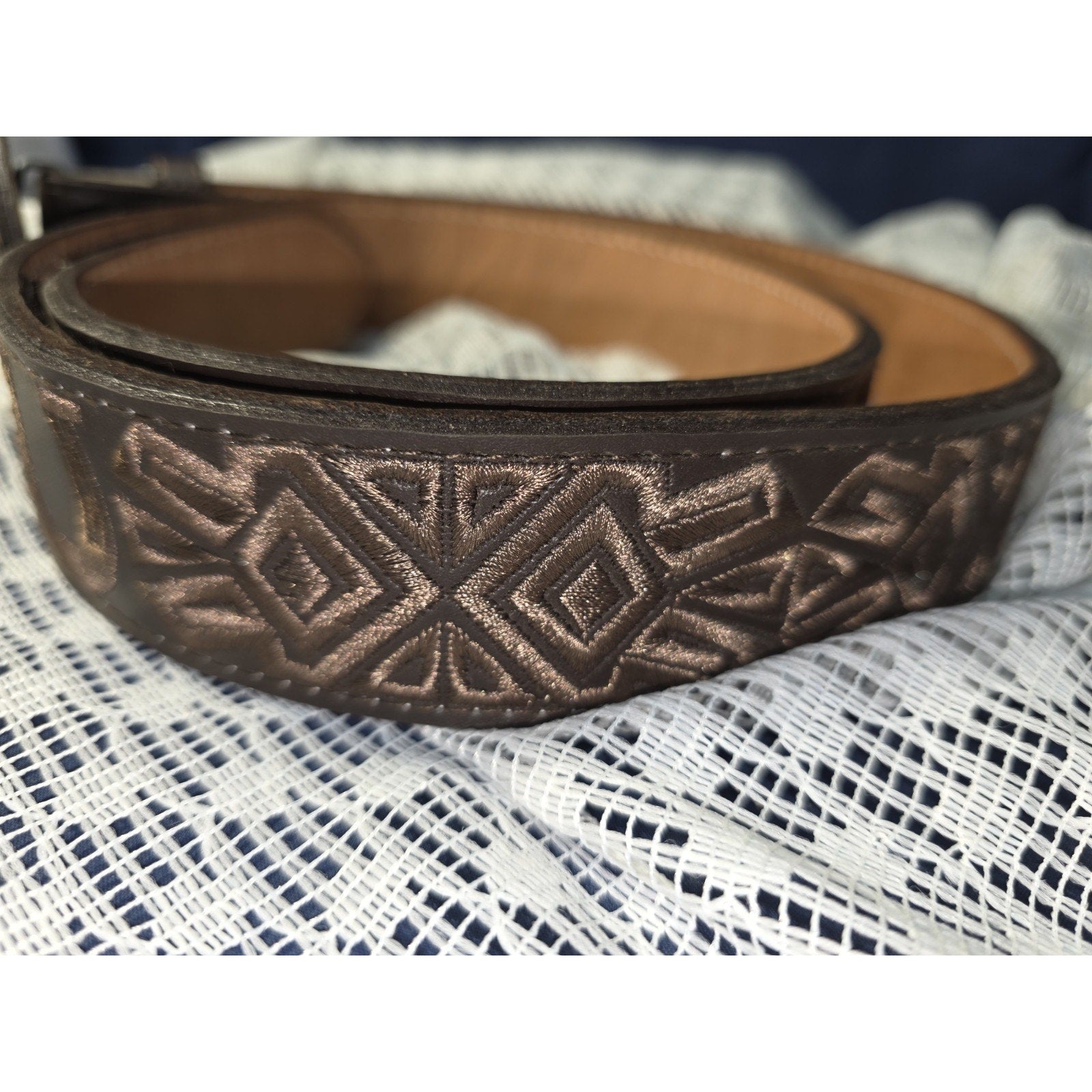 Real Mexican Piteado Embroidered Leather Belt & Buckle - Size 40 - Horseshoe