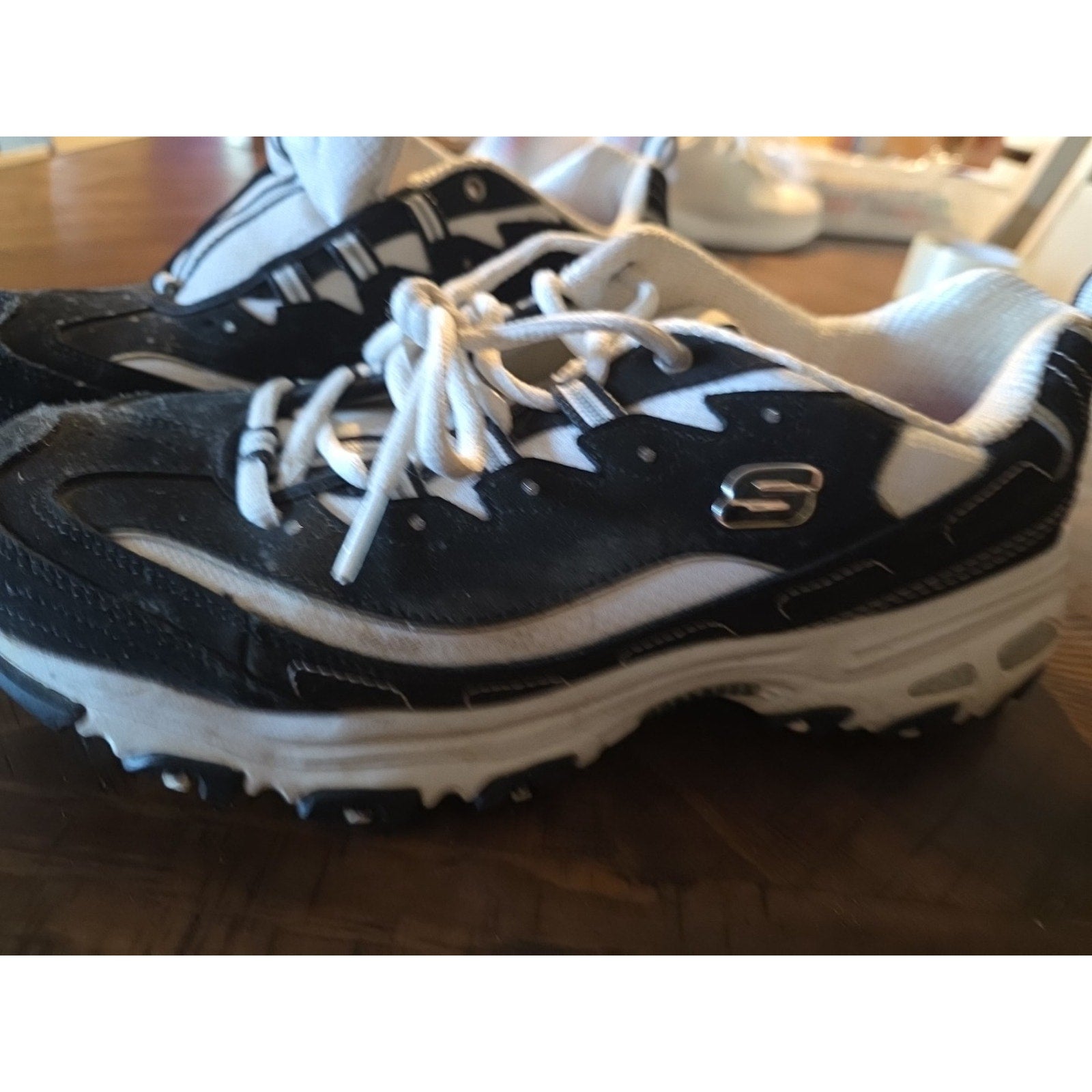 Sketchers D’lites Black And White Athletic Shoe US Women’s Size 11