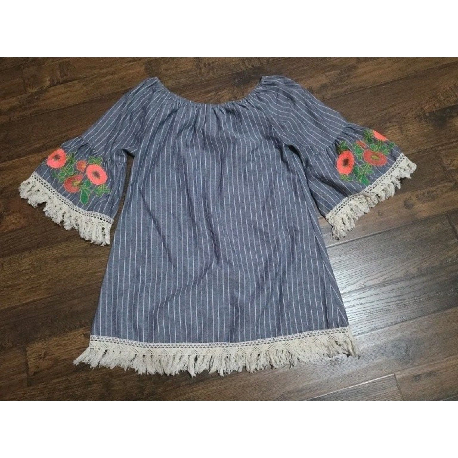 Velzera Embroidered Boho Off-The-Shoulder Women"s Top - Small Free Ship