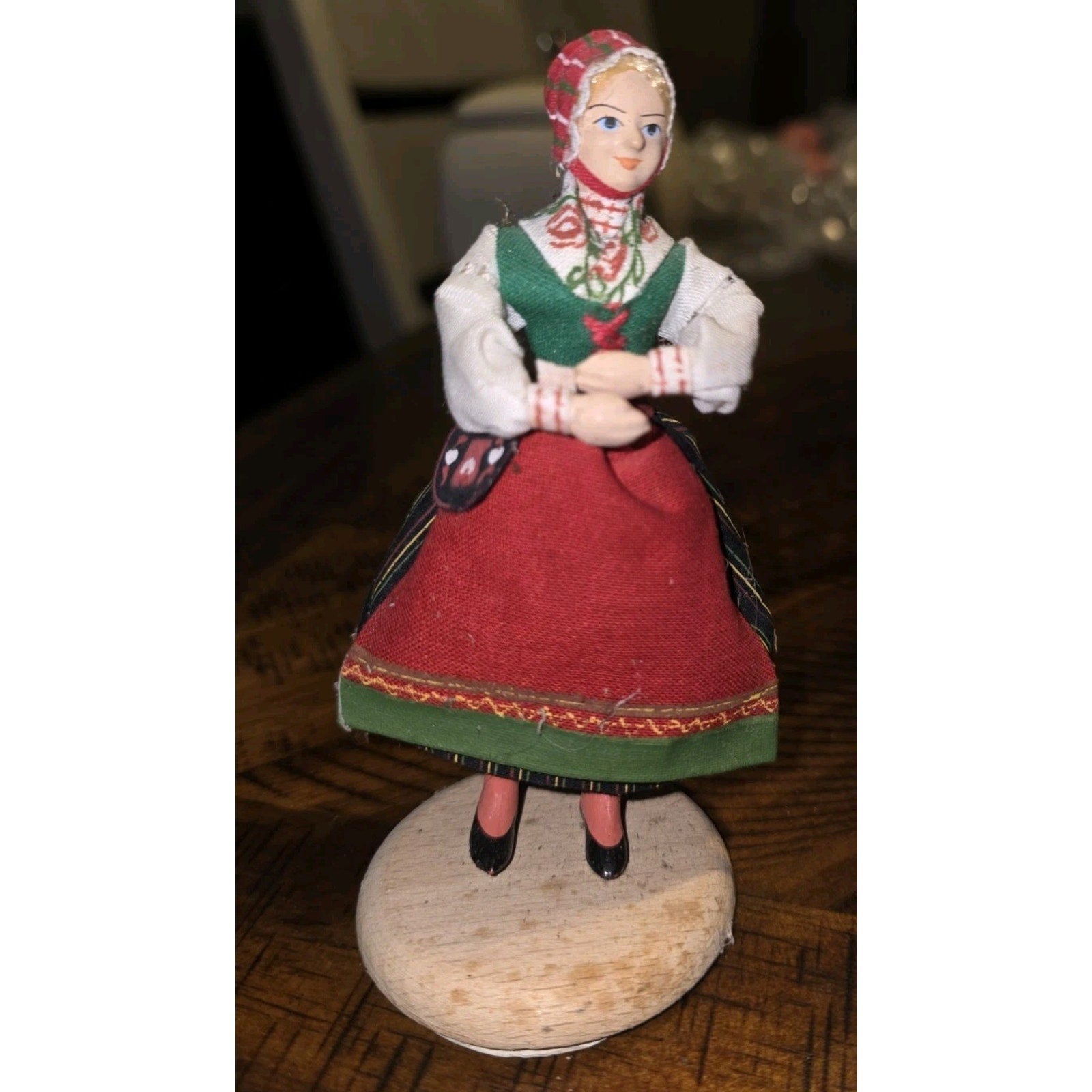 Vintage Swedish Doll Handmade Folk Art Traditional FOLKDRAKT "Rättvik Doll"