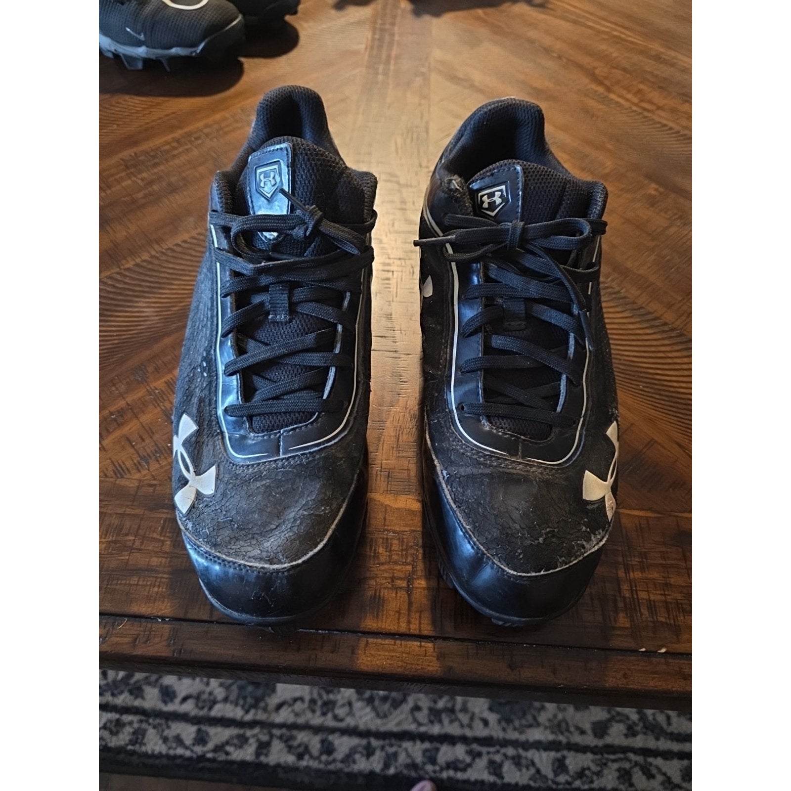 Mens Cleats Under Armour Baseball Football - Black & White! MENS Size 10