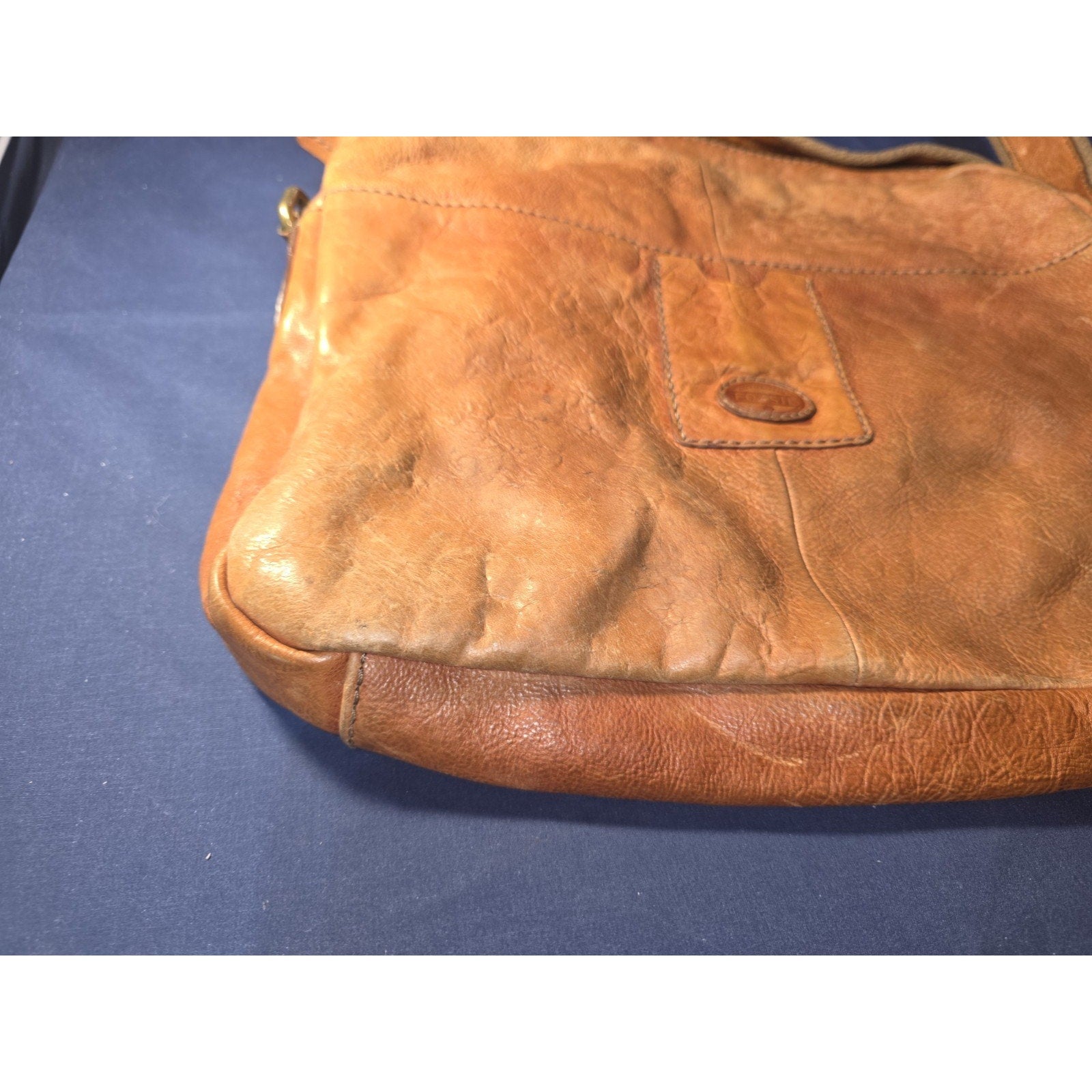 Fossil Explorer Leather Messenger Bag Tan Cognac Crossbody Laptop Travel Pockets