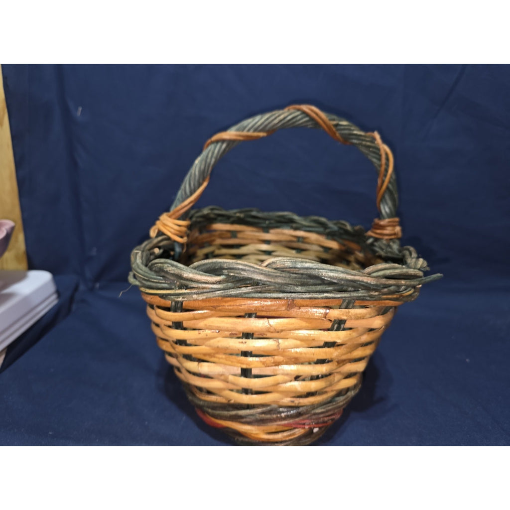 Vtg Natural Woven Fall Thanksgiving Basket - Bamboo Wicker Rattan 11 x 9 x 6