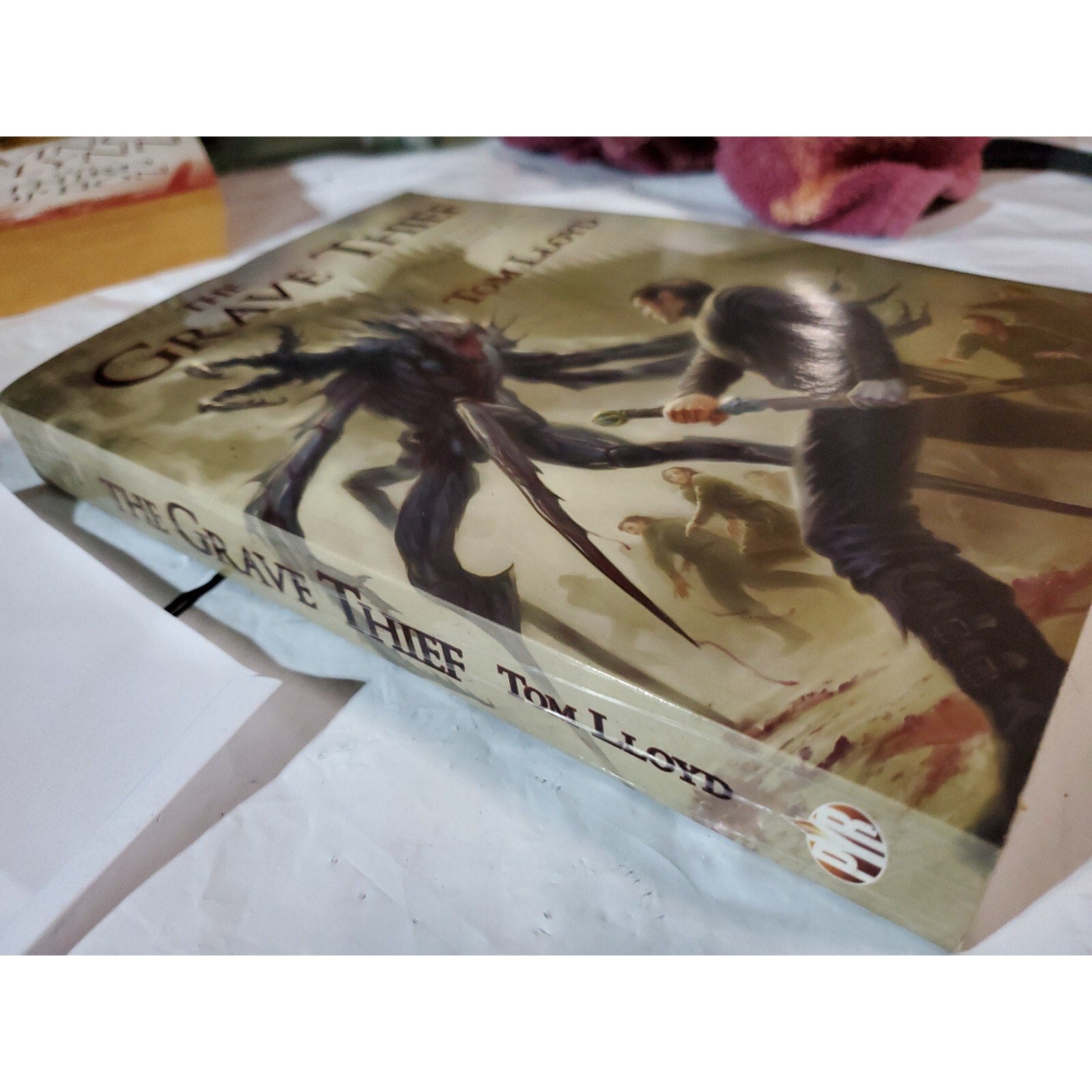 Twilight Reign Ser.: The Grave Thief by Tom Lloyd (2009, Trade Paperback)