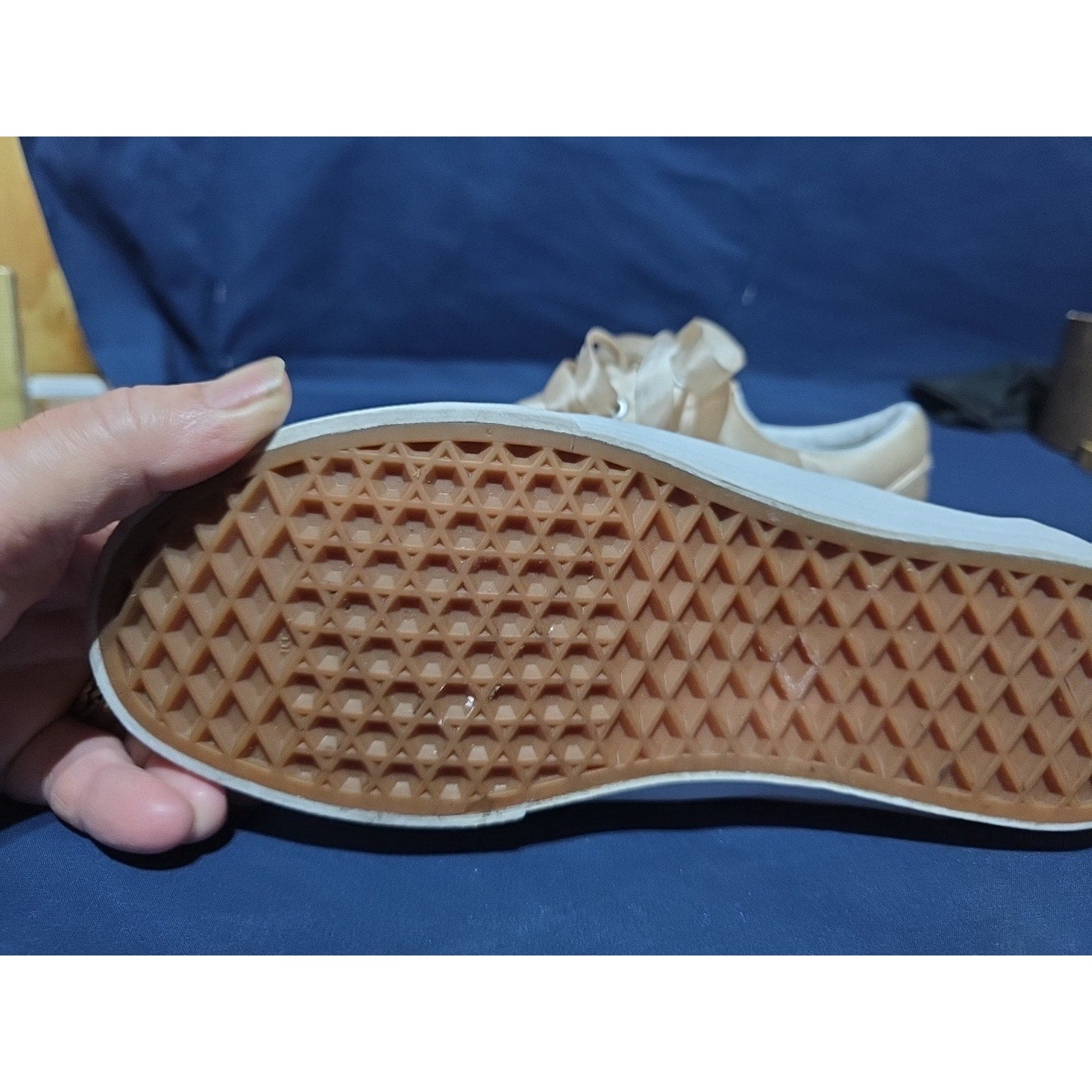 Vans Womens sz 8 Shoes Orange Peach Satin Skate Athletic Satin Lace Up Sneakers