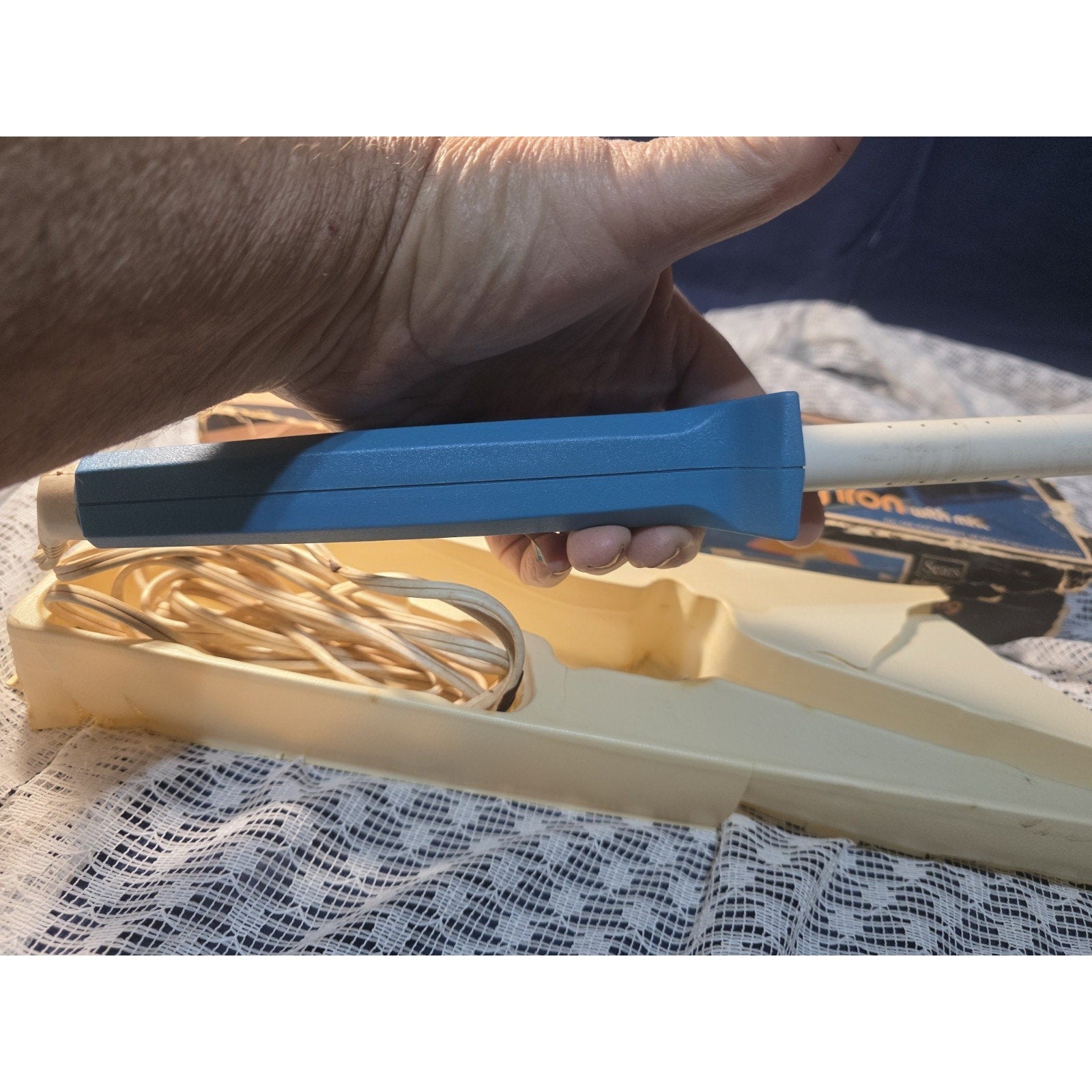 Vintage Sears Mist Curling Iron Style Mc-2 White And Blue Works Tested