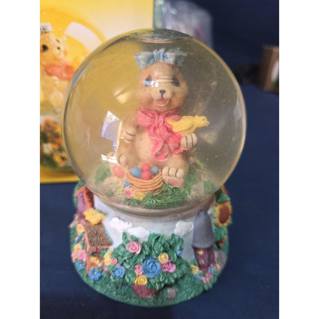 VTG Spring Easter Bunny Rabbit Musical Snow Globe Musical Waterball