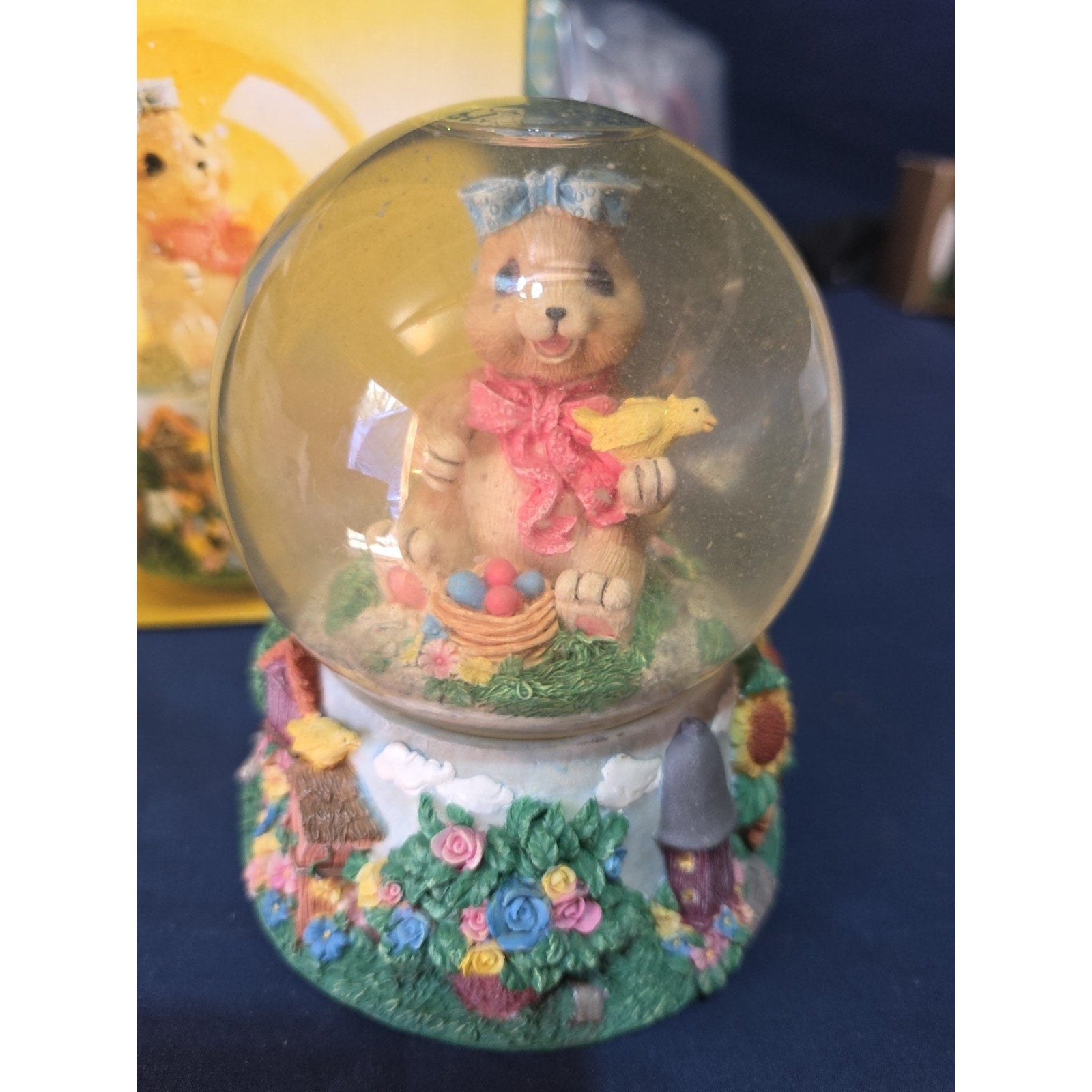 VTG Spring Easter Bunny Rabbit Musical Snow Globe Musical Waterball