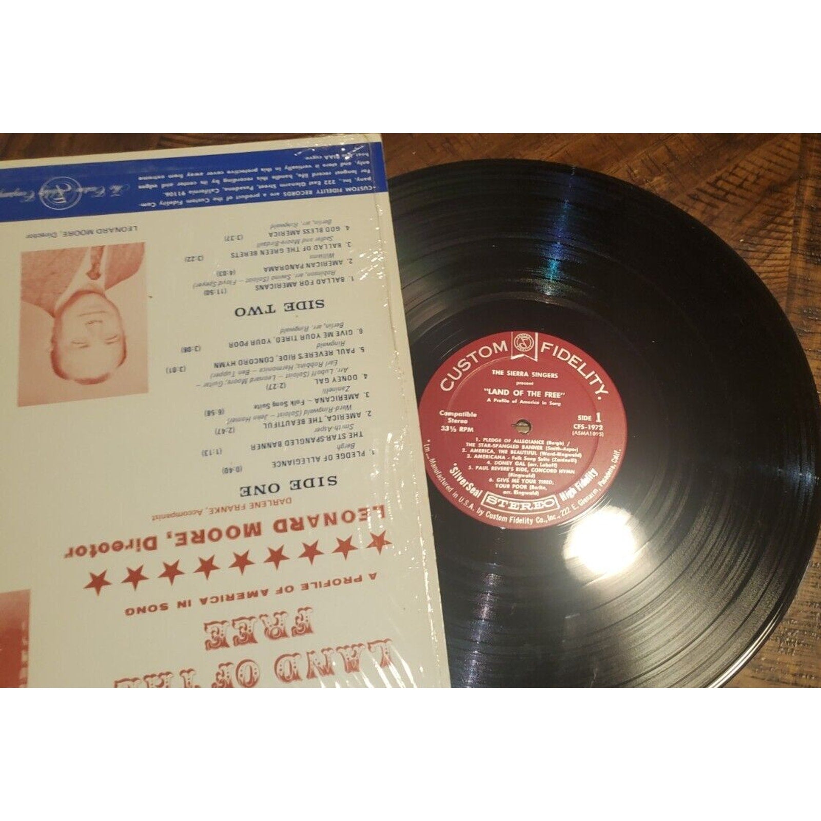 Vintage Sierra Singers Present LAND OF THE FREE AMERICA IN SONG VINYL LP