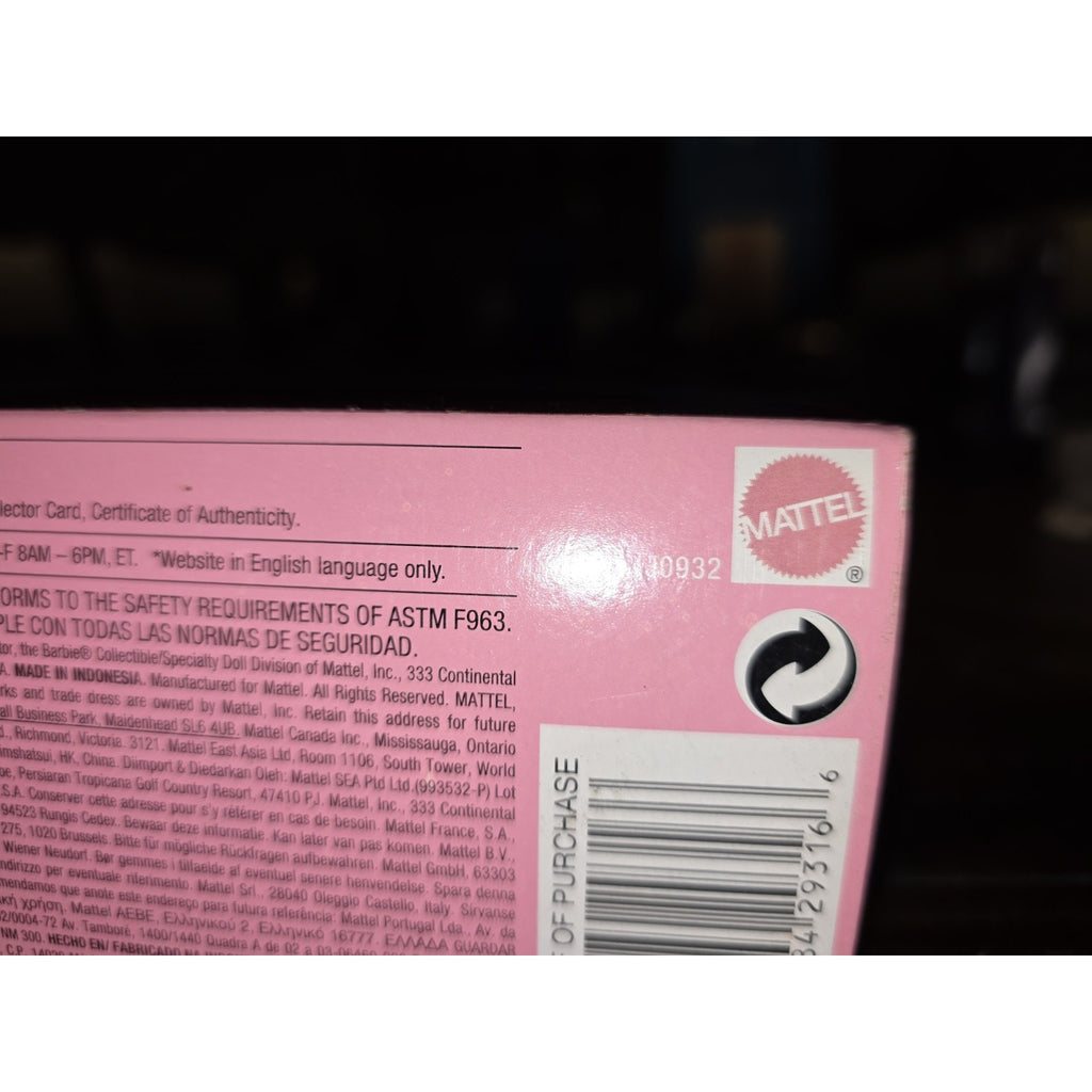 Barbie Pink Ribbon Doll Partnered Susan G. Komen Breast Cancer Foundation #J0932