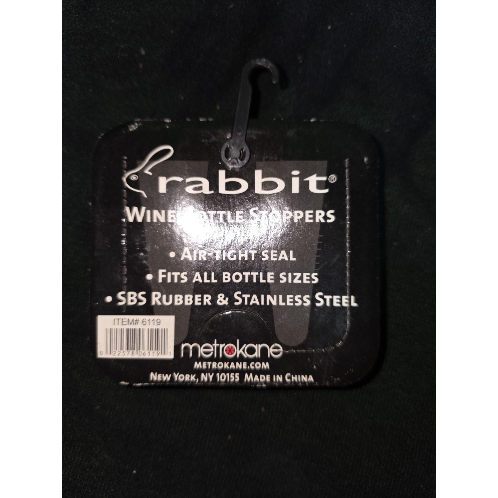 Rabbit Wine Bottle Stoppers Red /Green Wine Preserver Rubber Stainless Steel